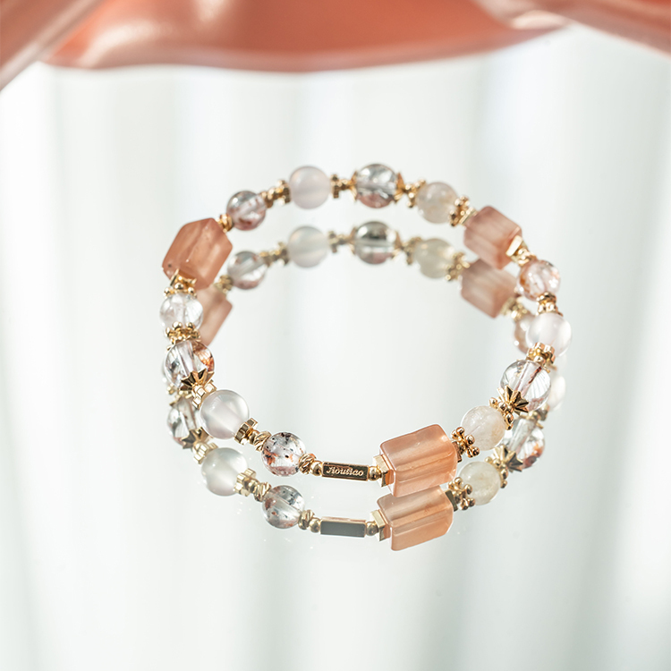 曲折：紅兔毛｜白幽靈｜黃銅礦膠花｜黑草莓紅石榴｜雪花幽靈｜白玉髓