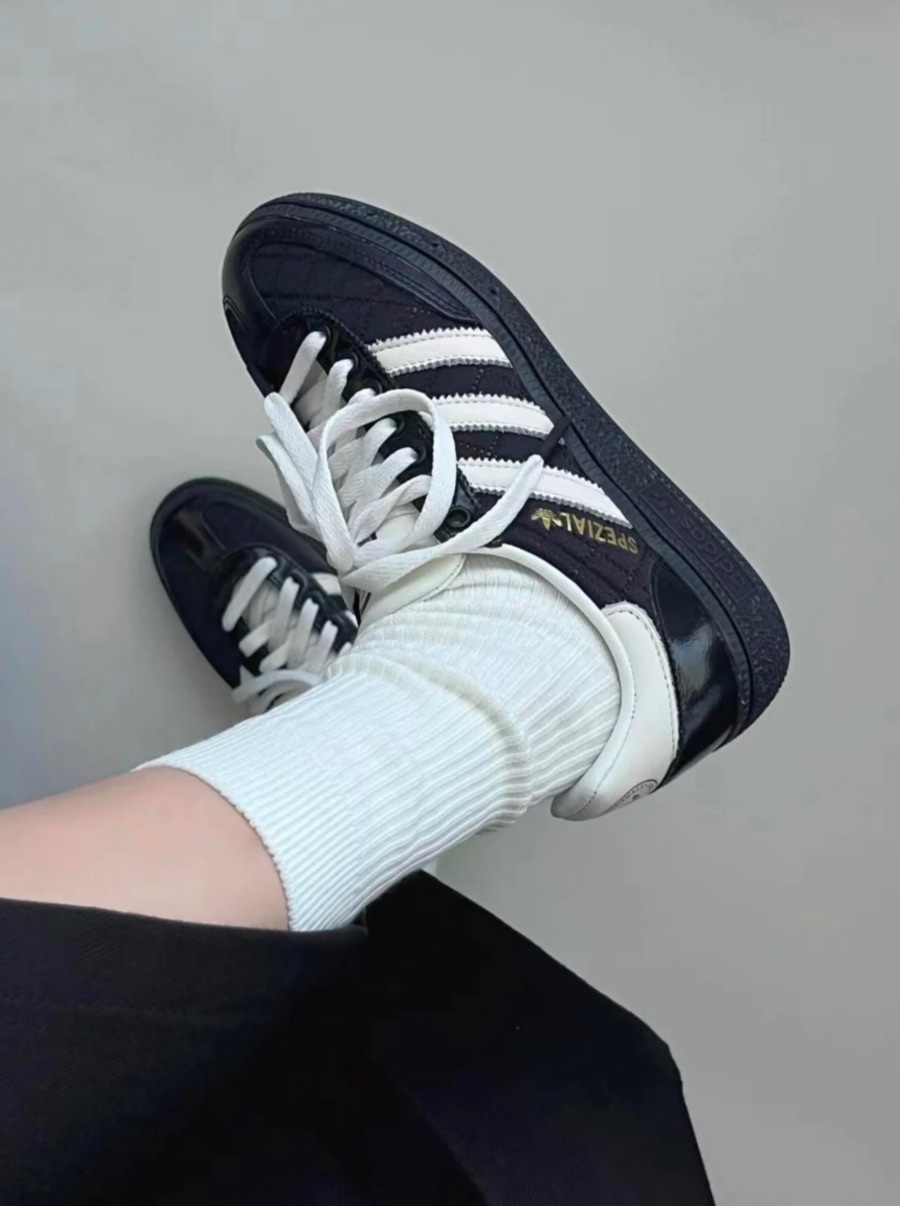 現貨供應 原版logo!! ADIDAS ORIGINALS HANDBALL SPEZIAL 黑白 菱格紋 小香風 德訓鞋 JP5669