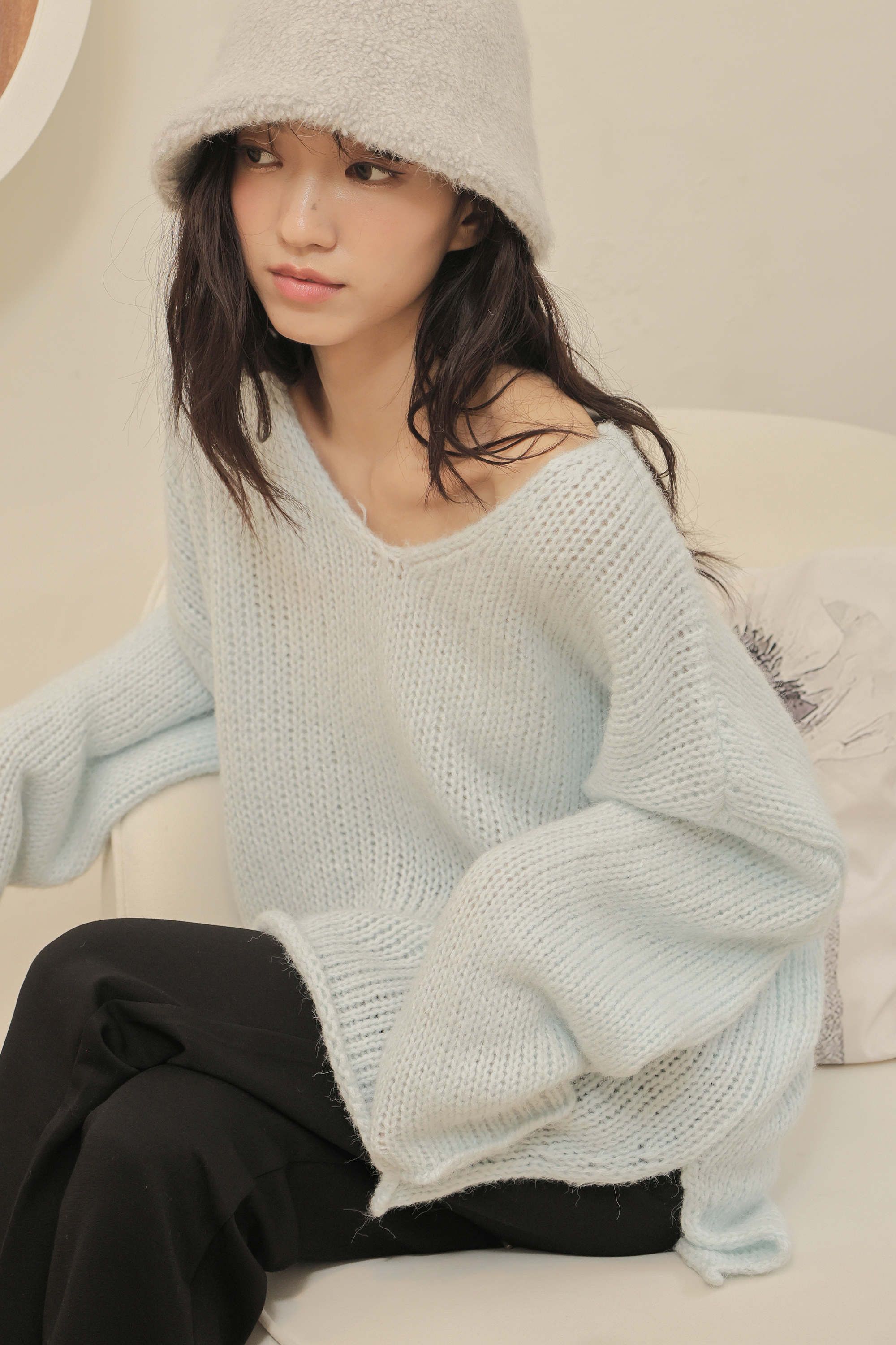 2603 韓版慵懶V領針織上衣（10%羊毛）