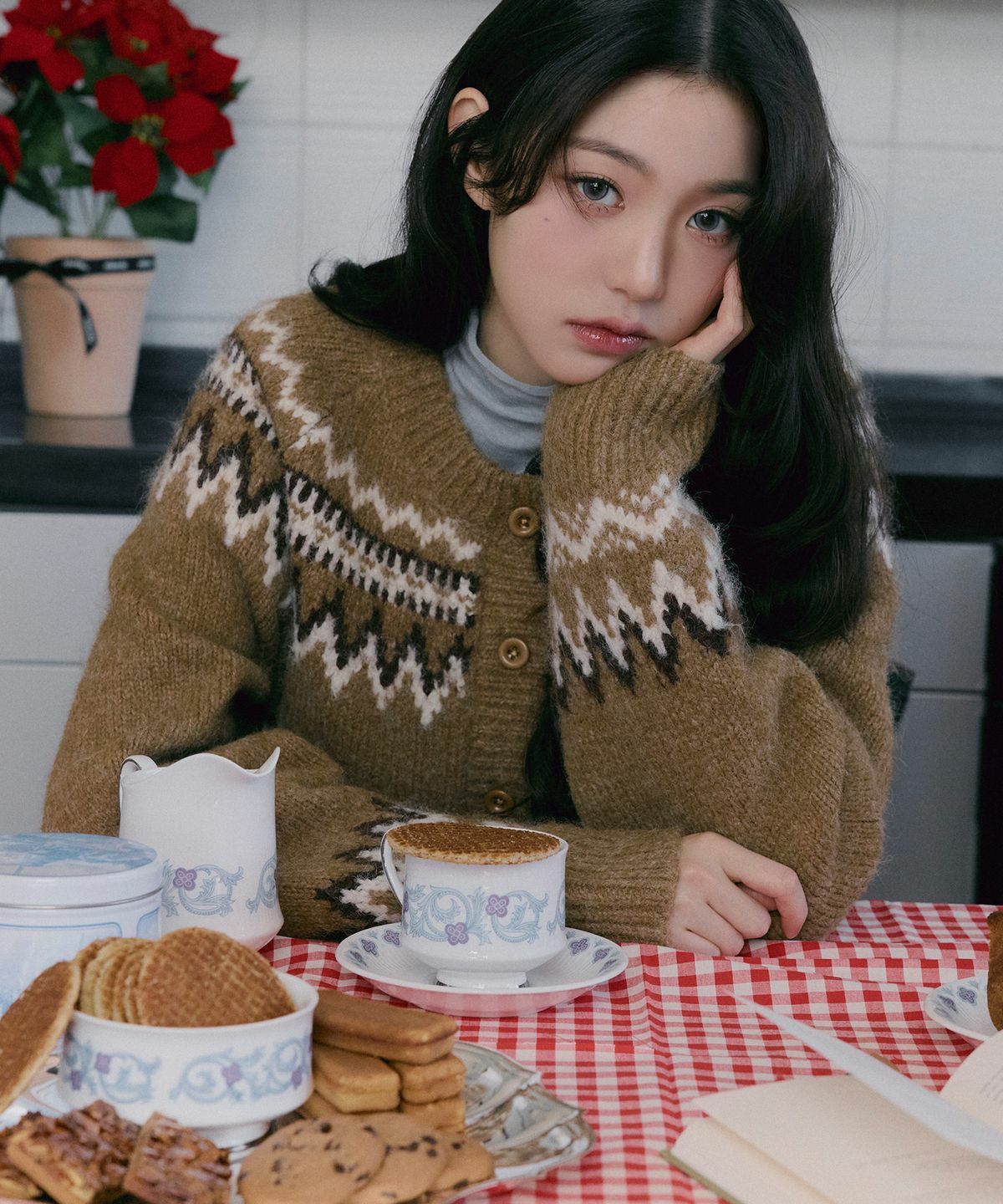 ROLAROLA ROUND COWICHAN CARDIGAN