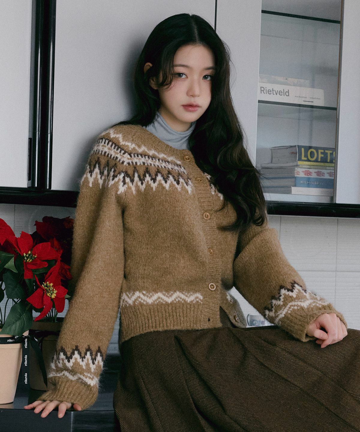 ROLAROLA ROUND COWICHAN CARDIGAN