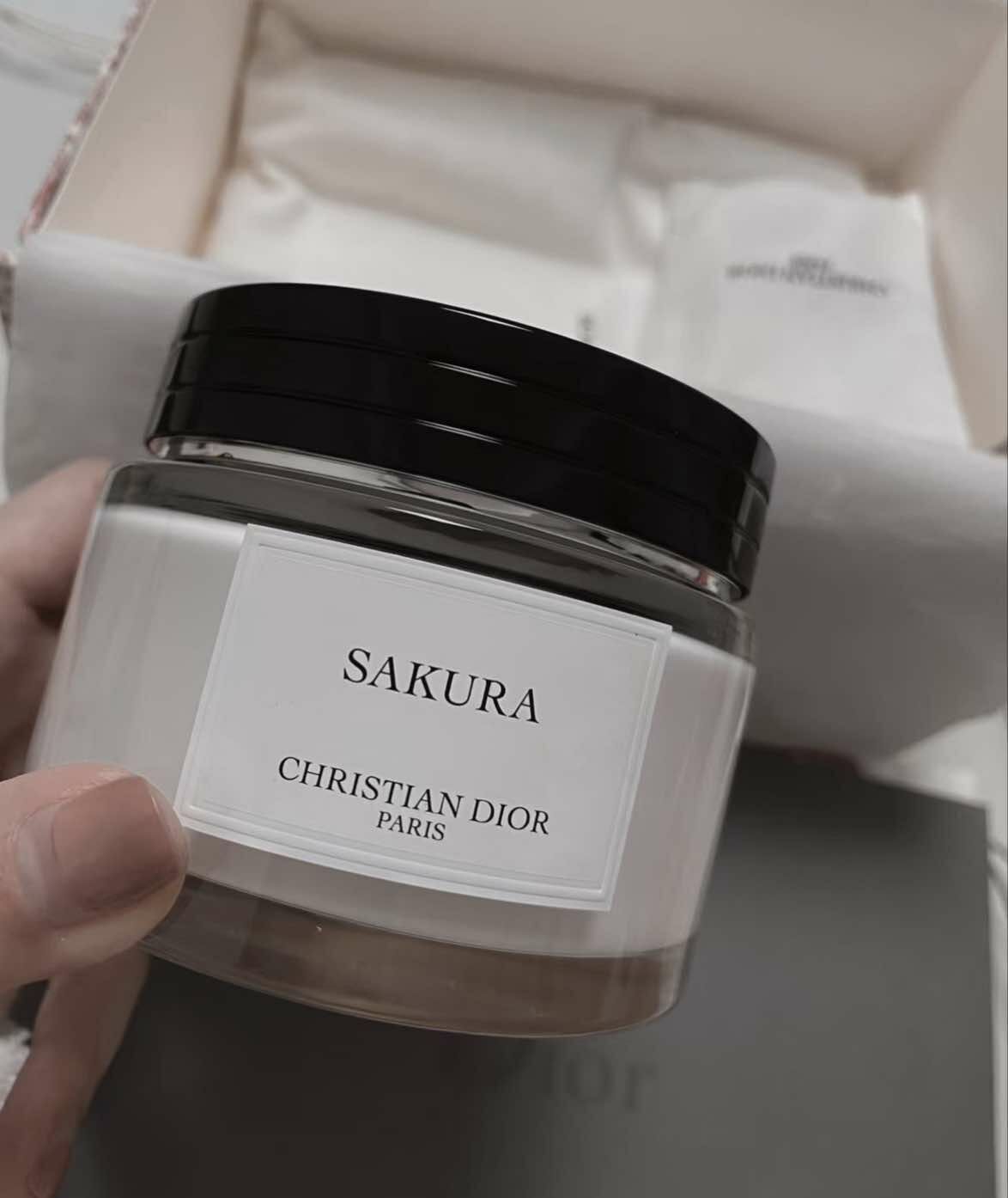 DIOR 迪奧潤膚乳霜 𝟏𝟓𝟎𝒎𝒍