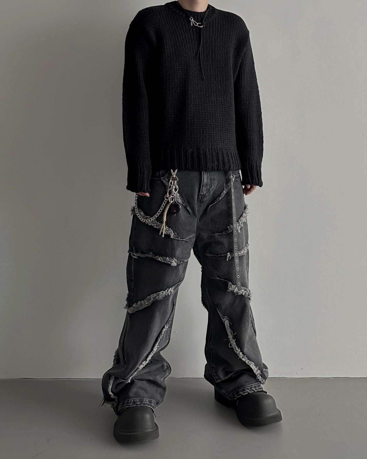 龍捲風毛邊寬鬆牛仔褲