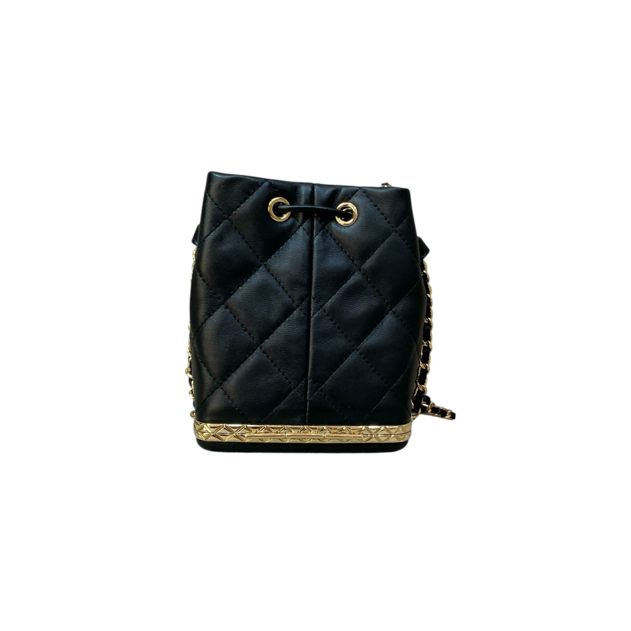 USED】CHANEL MINI CHAIN BUCKET BAG VV2078