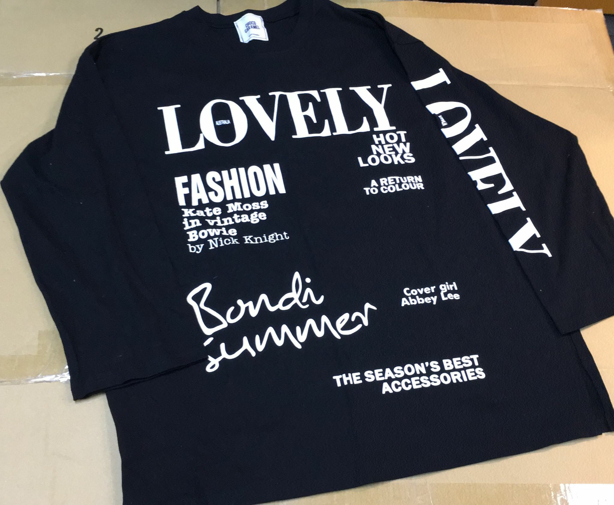 現貨 韓國LOVELY 長袖TEE（此為清貨價貨品不設退換） (AT11 505)