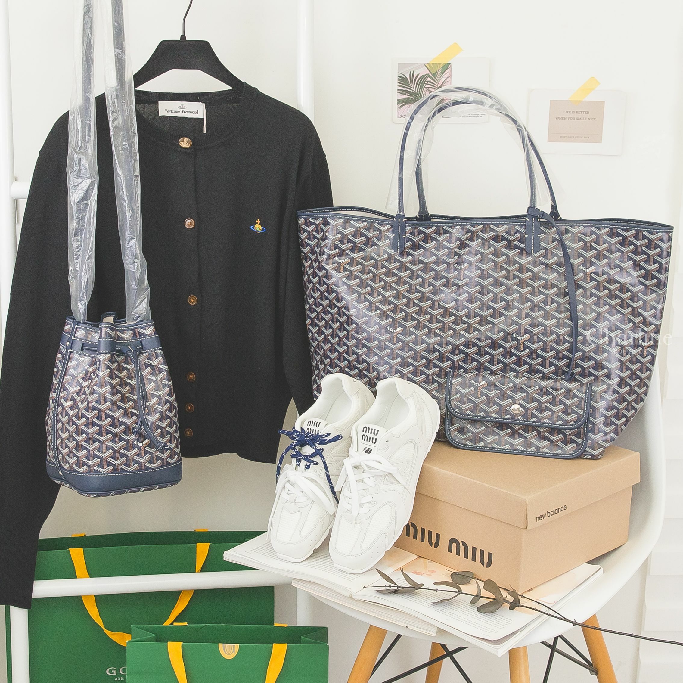 Goyard Saint Louis Gm Bag 海軍藍帆布托特包,Goyard Petit Flot Bucket Bag 海軍藍水桶包,Miu Miu New Balance 530白色聯名款-Charline Boutique 精品代購