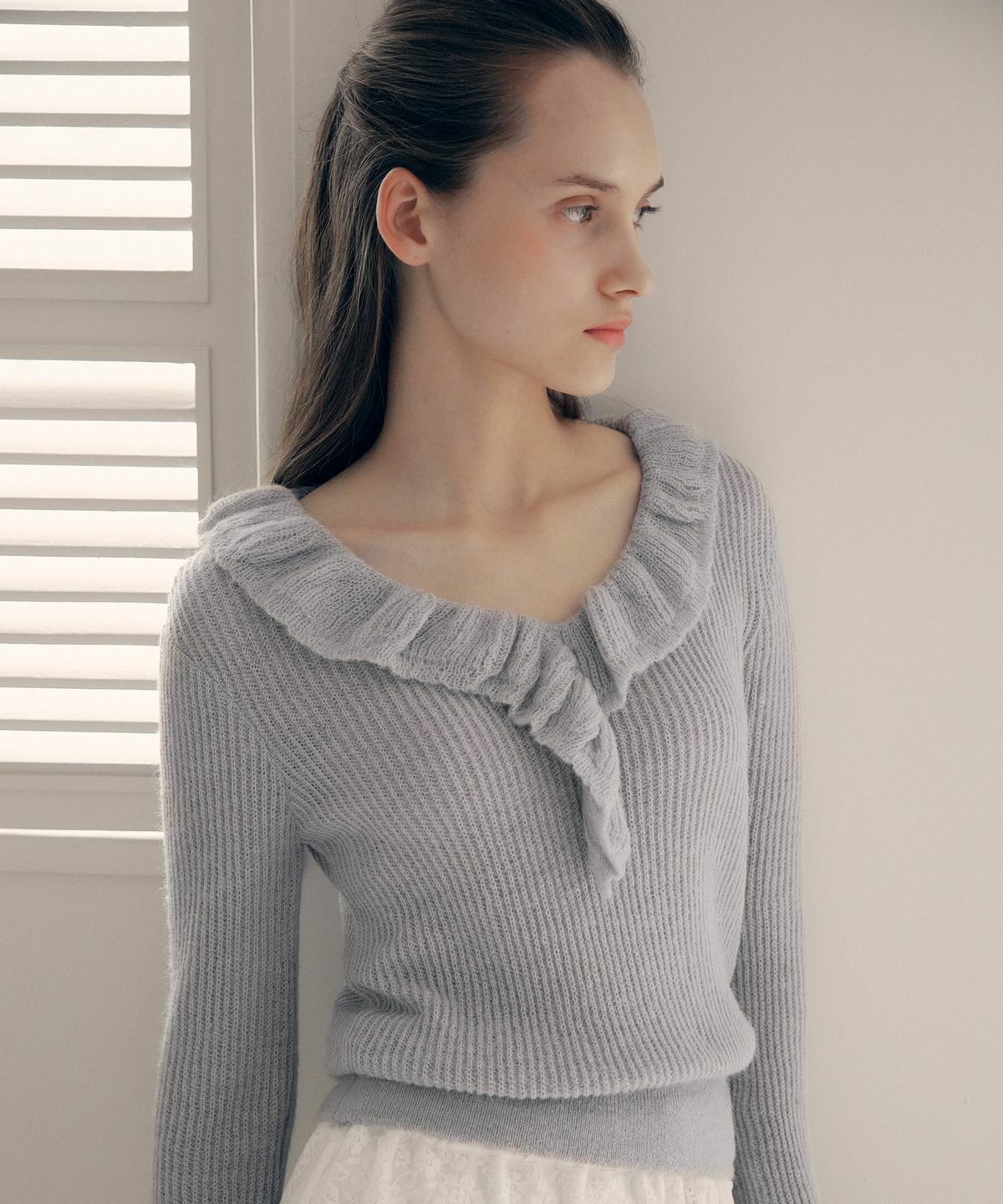 ROLAROLA FRILL COLLAR KNIT