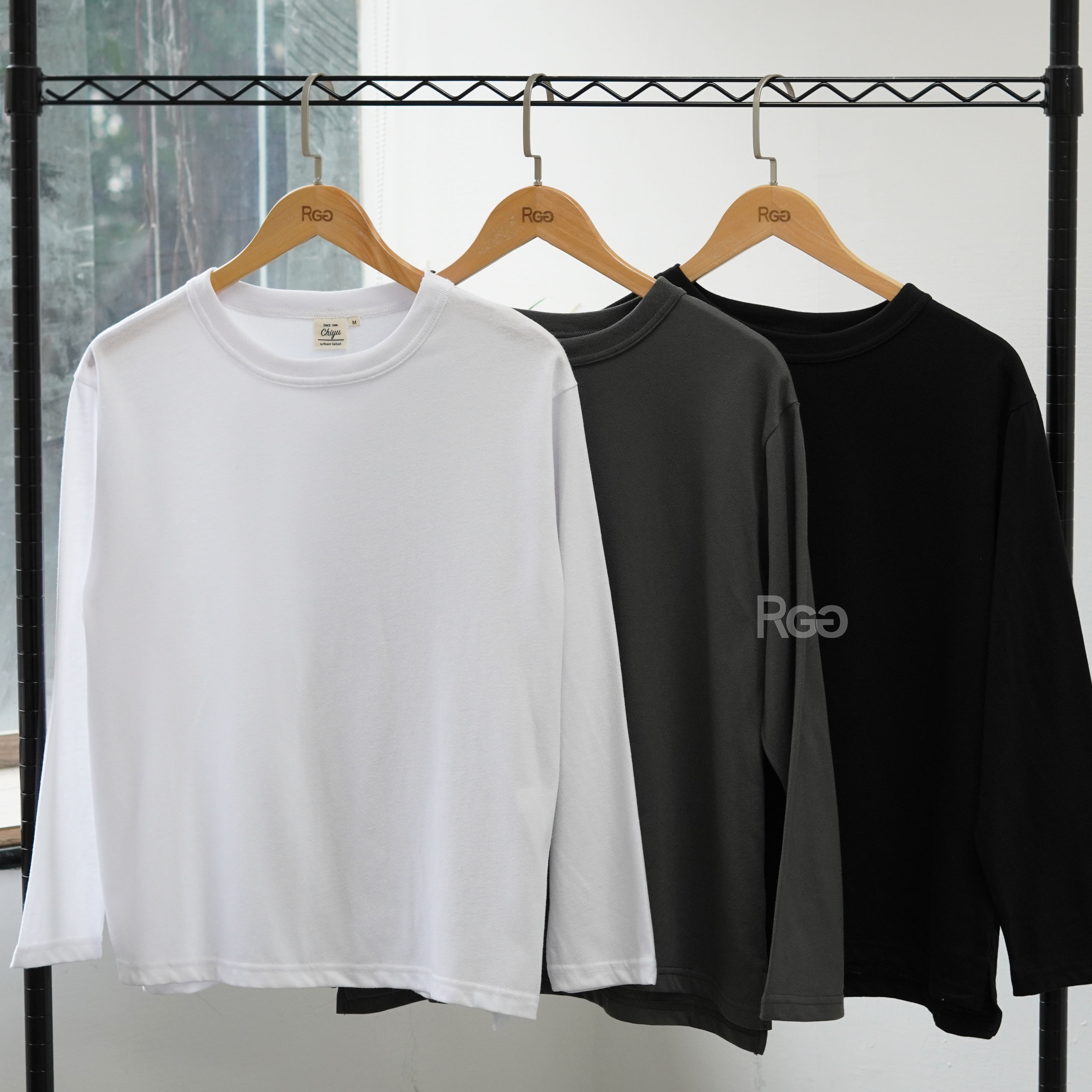 #24203 寬短版下擺開衩長T