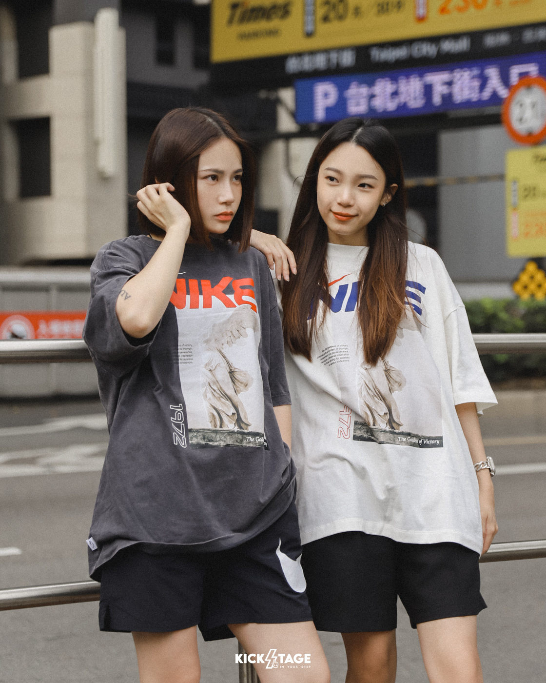 男女款 NIKE SPORTSWEAR OVERSIZE TEE 黑 白 1972 希臘 勝利女神 街舞系列 寬鬆 落肩 作舊 水洗TEE【HF6292】NIKEDANCEPACK