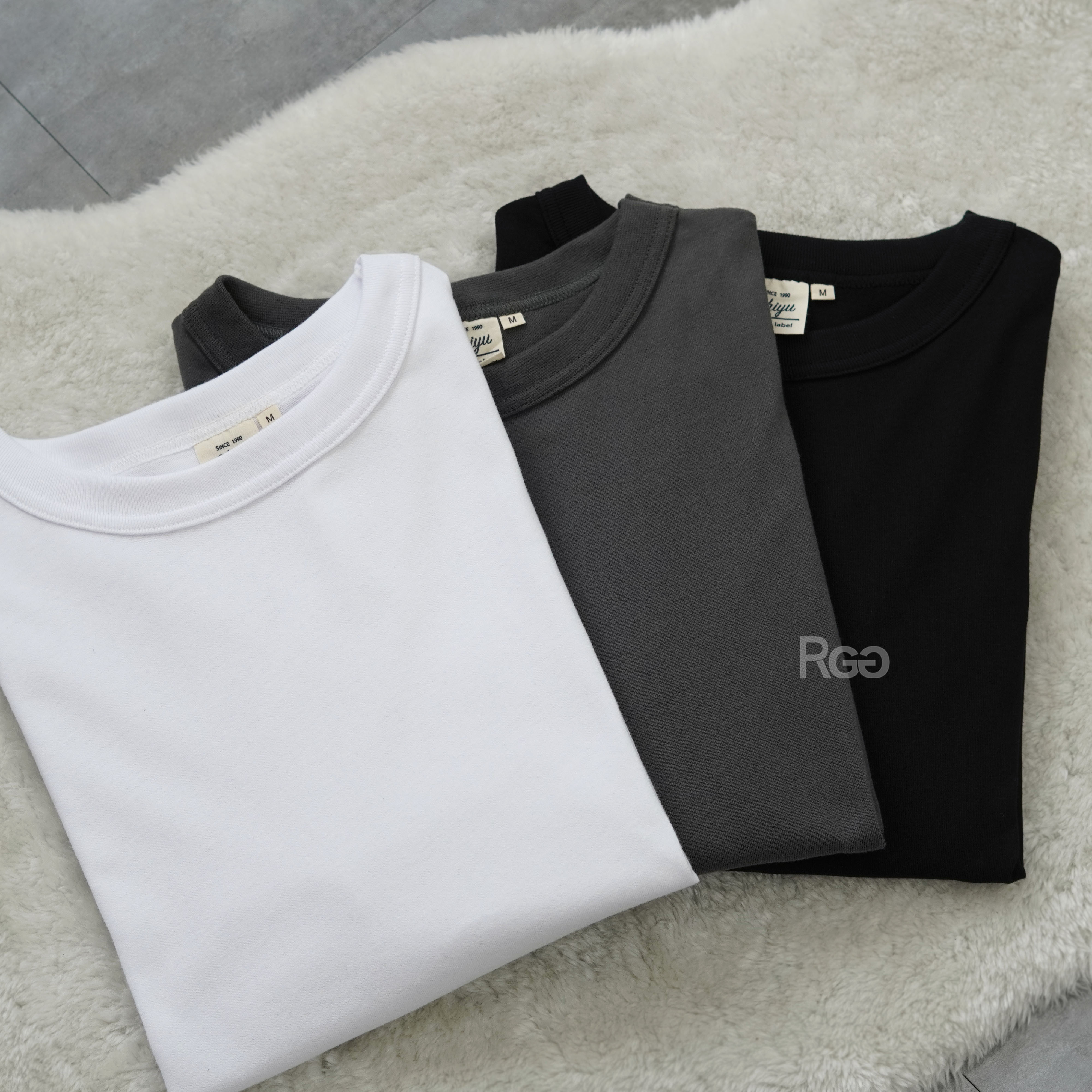 #24203 寬短版下擺開衩長T