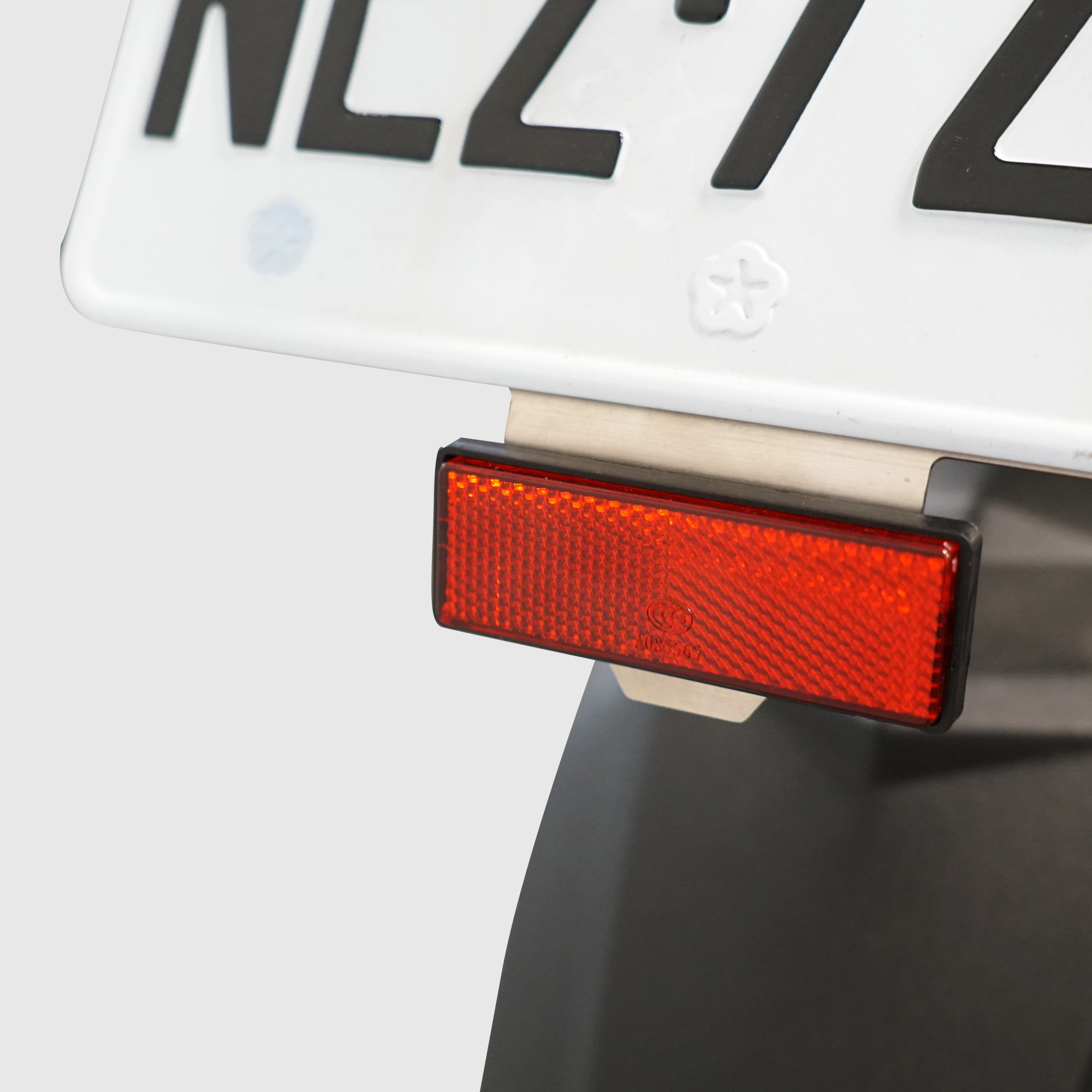 機車通用型配件｜標準規格驗車用反光片