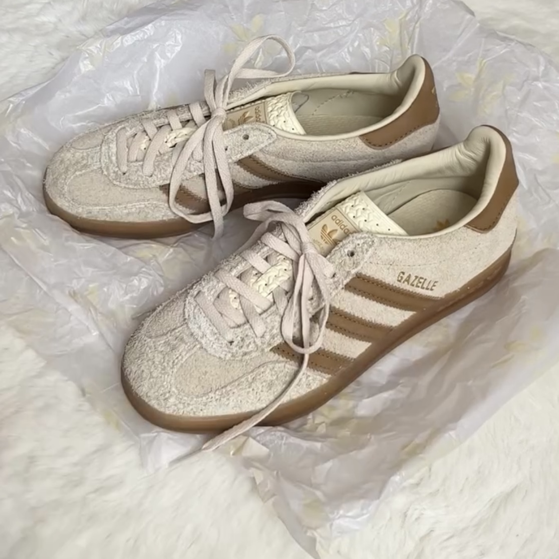 ADIDAS GAZELLE INDOOR  奶油焦糖 絨毛 奶茶色 米色 卡其色 咖啡色 焦糖底 男女鞋 JR2726 / 預購