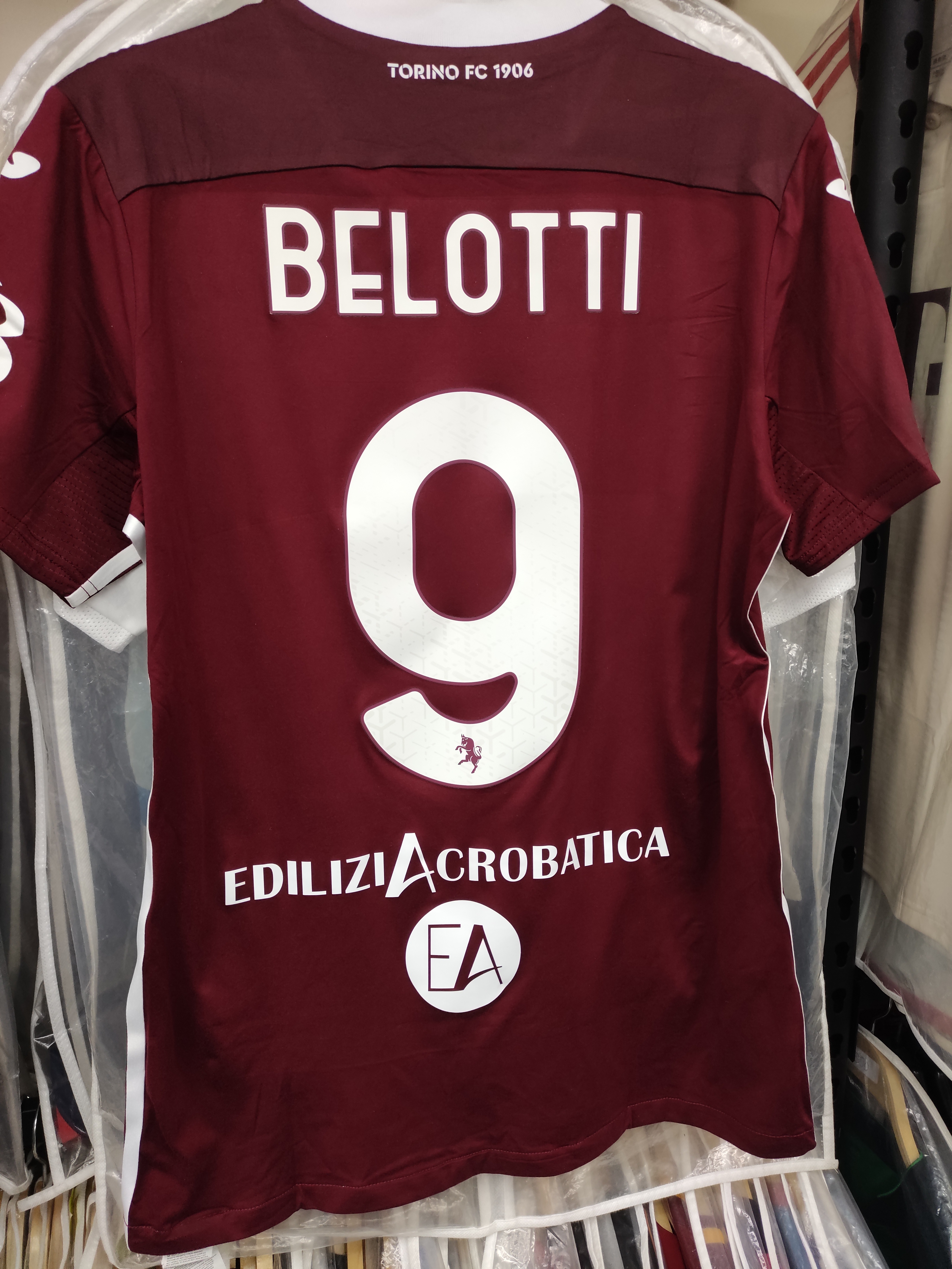 20-21拖連奴主場球衣