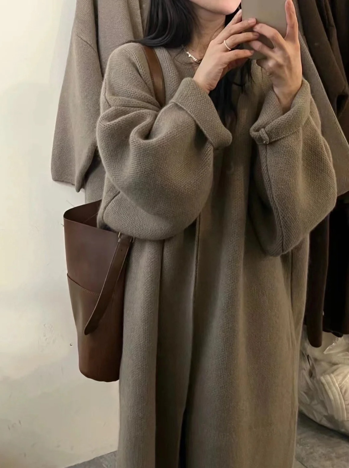 ᴷᴼᴿᴱᴬ 正韓🇰🇷<現貨> 暖冬慵懶風長板針織大衣（駝色）