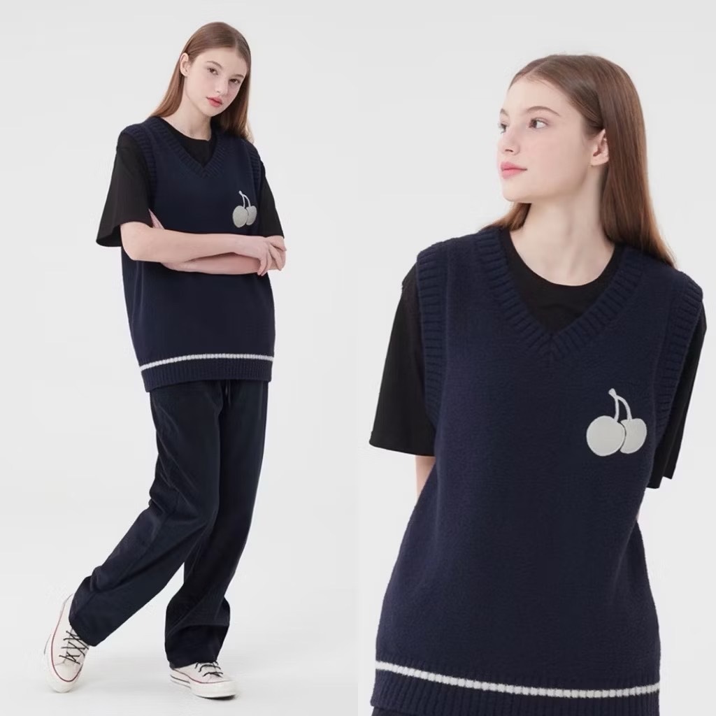 <黑五特價> KIRSH UNI櫻桃V領針織背心