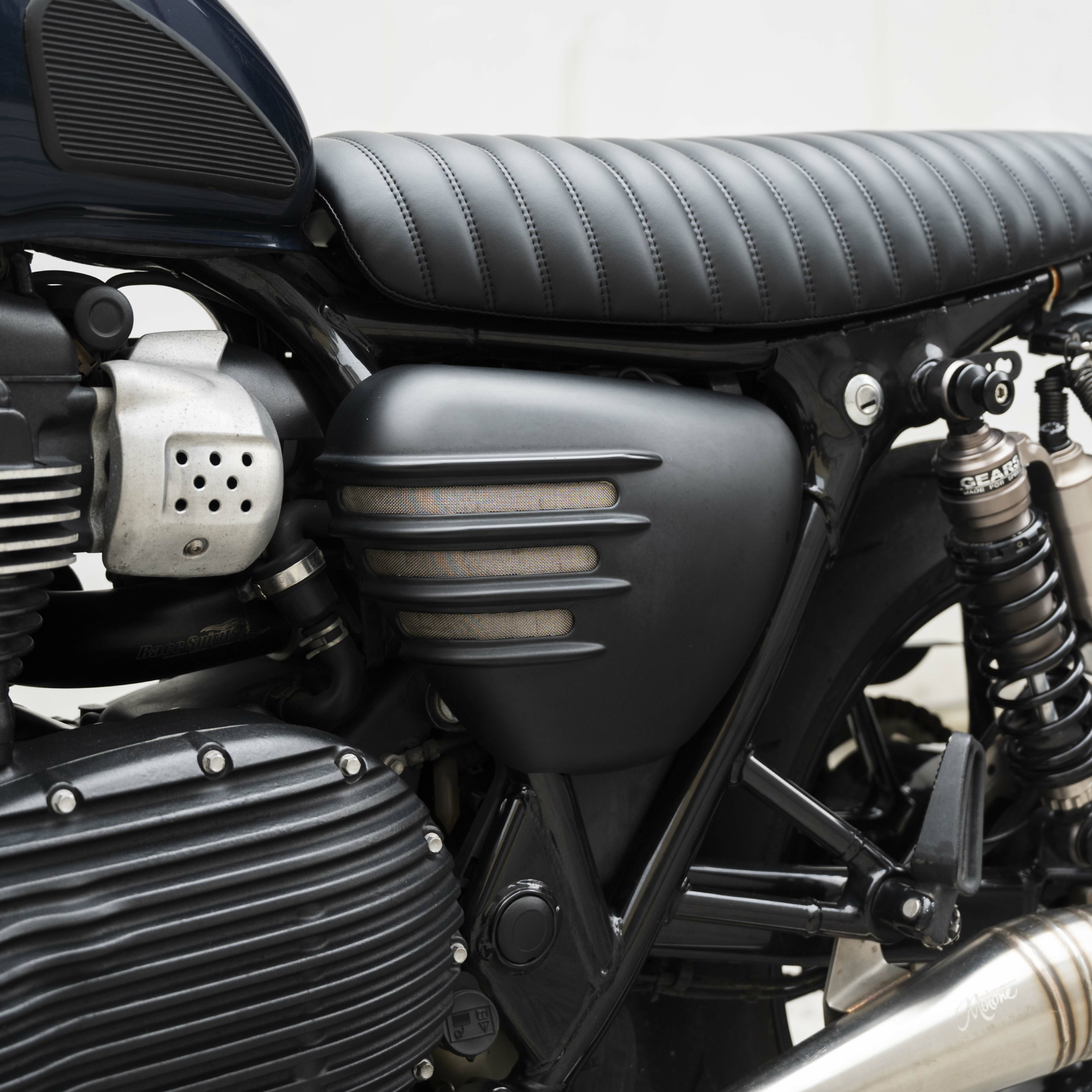 Motone 水冷 Street Twin 900 專用 鰭片 側蓋 - 消光黑