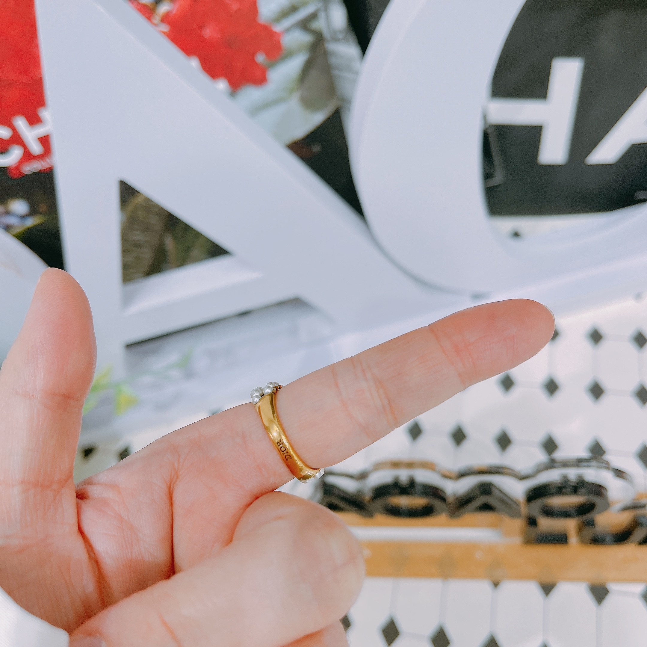 【Dior】vip sale pearl double ring【新古品・新品未使用】 Dior】vip sale pearl double ring【新古品・新品未使用】 (Dior