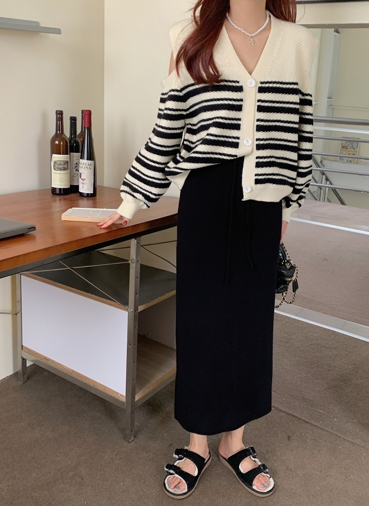 ᴷᴼᴿᴱᴬ 正韓🇰🇷<現貨>優雅知性的秋日針織裙（五色）