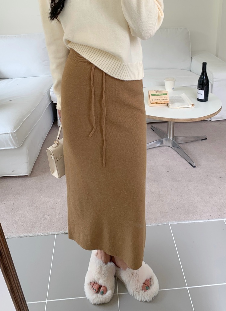 ᴷᴼᴿᴱᴬ 正韓🇰🇷<現貨>優雅知性的秋日針織裙（五色）