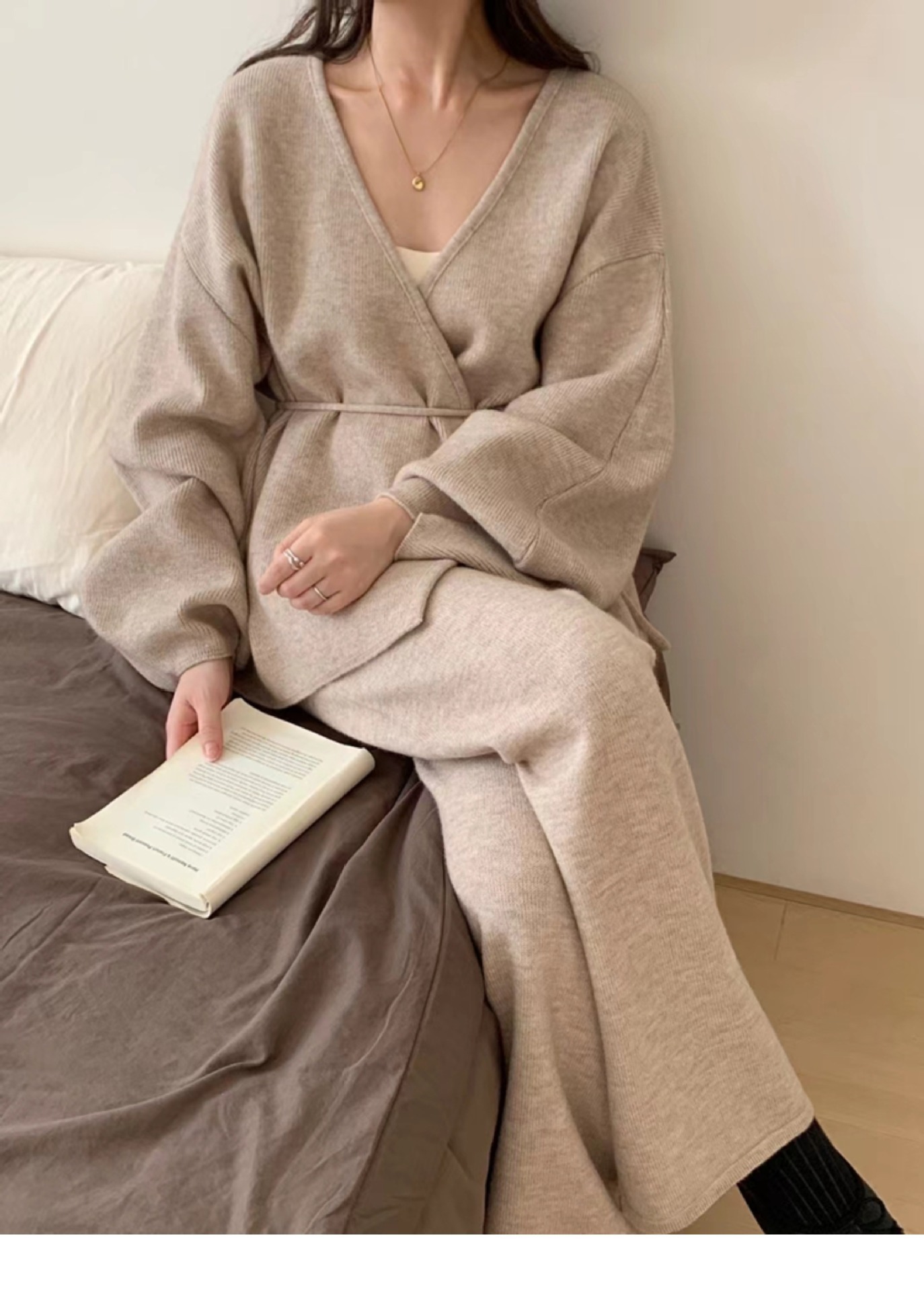 ᴷᴼᴿᴱᴬ 正韓🇰🇷 <現貨> 氣質高雅貴婦綁帶針織套裝（四色）