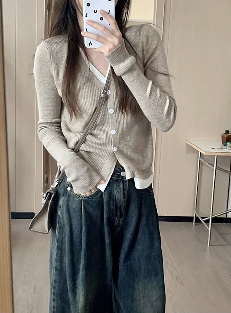 ᴷᴼᴿᴱᴬ 正韓🇰🇷 溫柔灰假兩件針織開襟衫外套（三色）