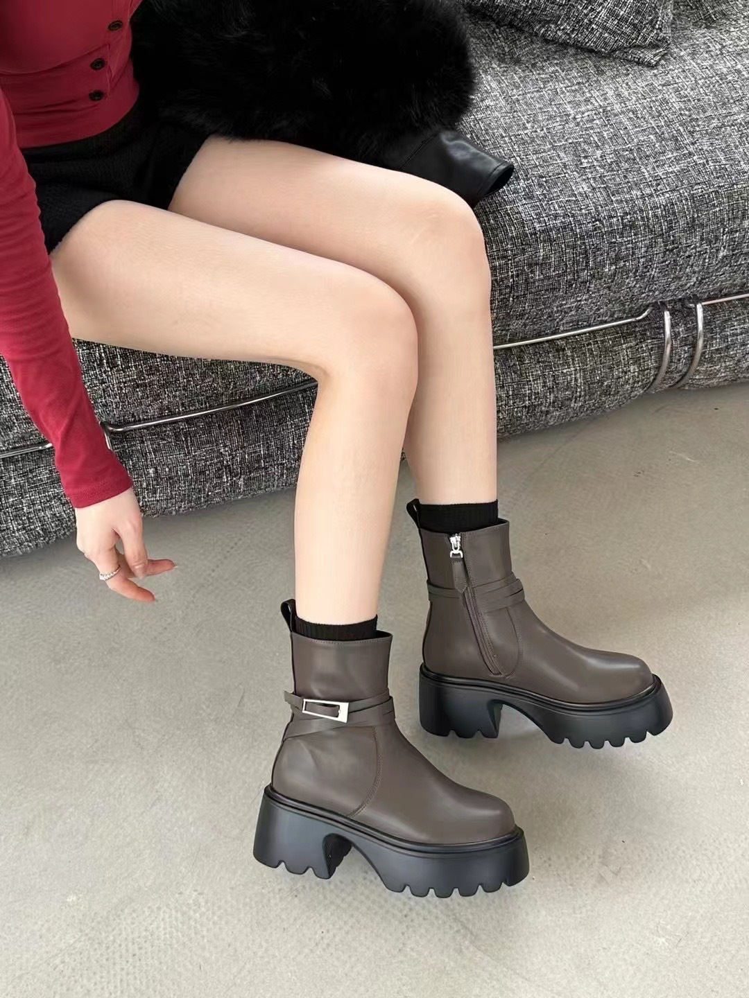 韓版造型鬆糕底短靴