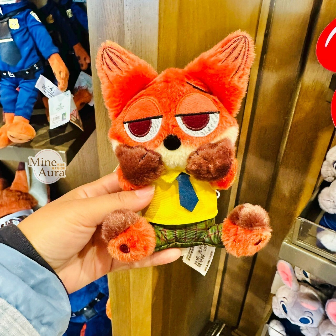 迷你寶寶系列 胡尼克 Nick 磁鐵 坐肩 絨毛 娃娃 公仔 動物方城市 Zootopia -上海迪士尼樂園