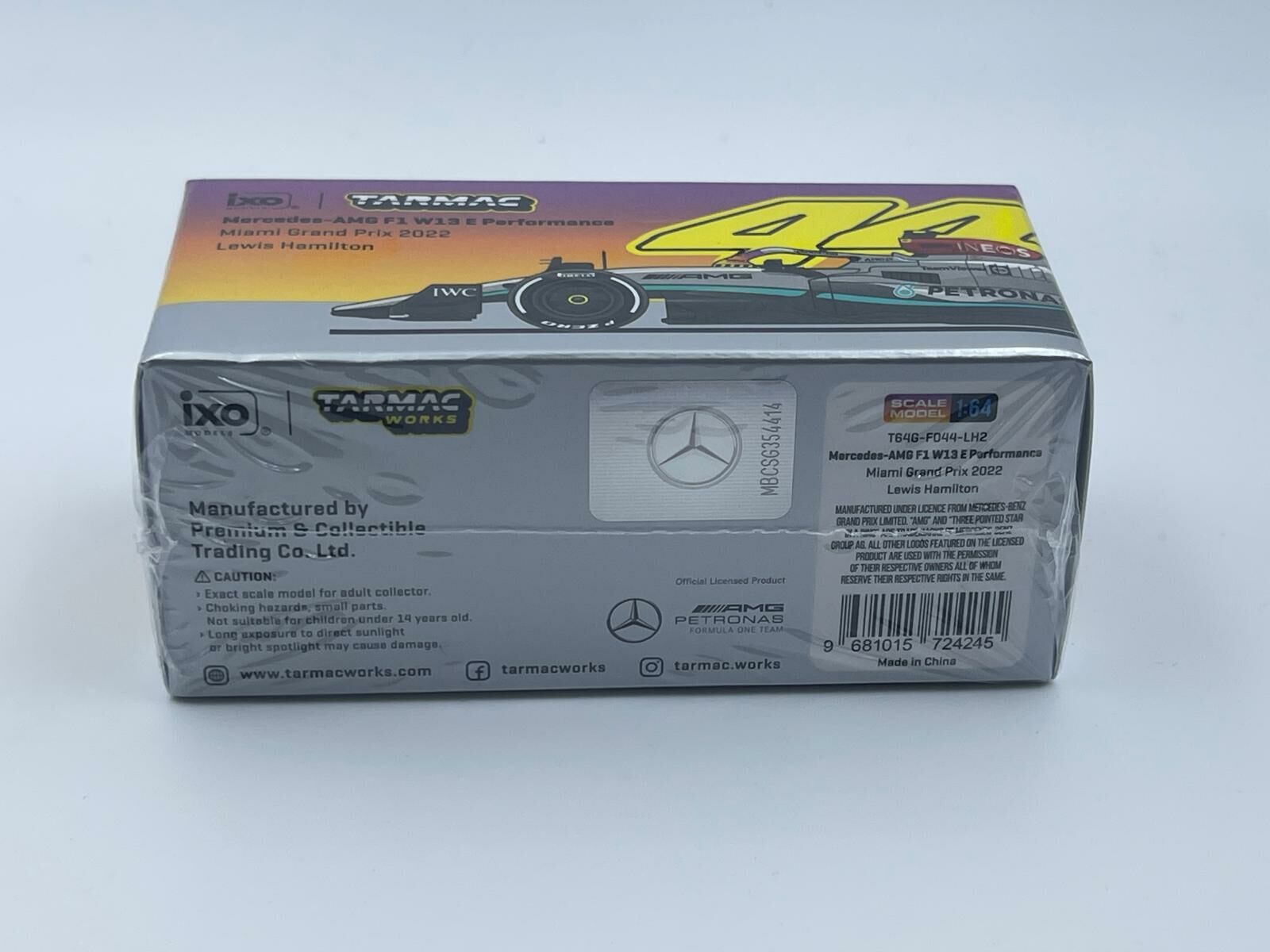 TARMAC MERCEDES AMG F1 W13 E PERFORMANCE MIAMI GRAND PRIX 2022 LEWIS HAMILTON