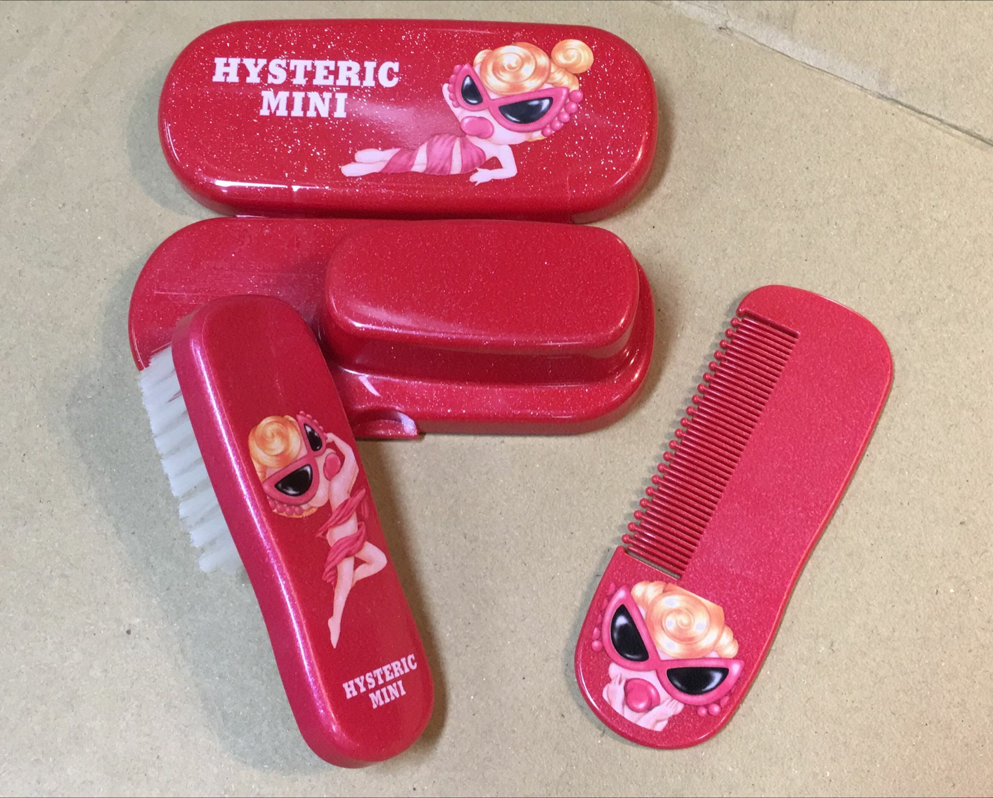 Hysteric Mini 日本製梳盒連2把梳,BB/大人/小朋友都可用 (P11 JP555)