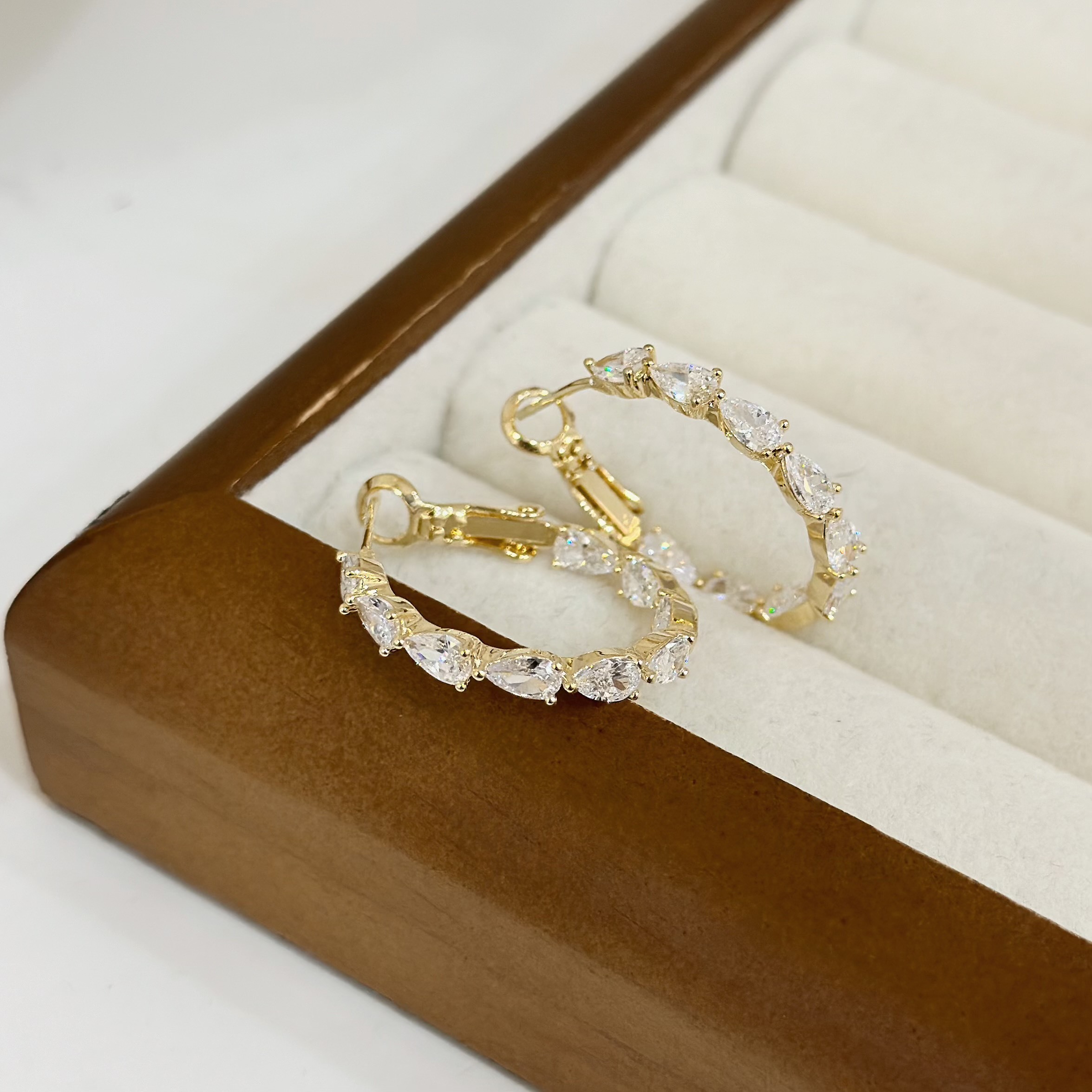 R14內外水滴鑽圈