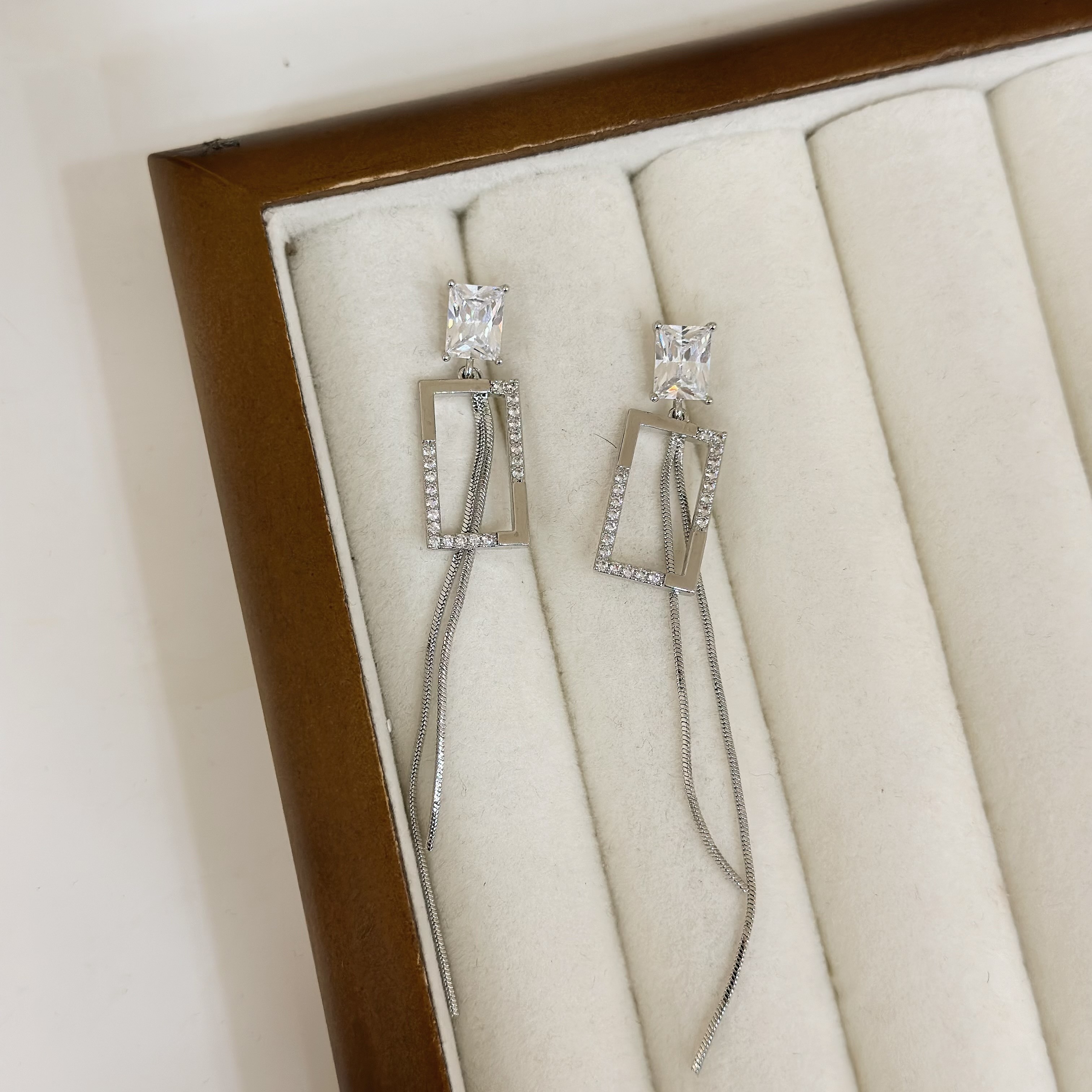 R35鋯石排鑽方型垂吊