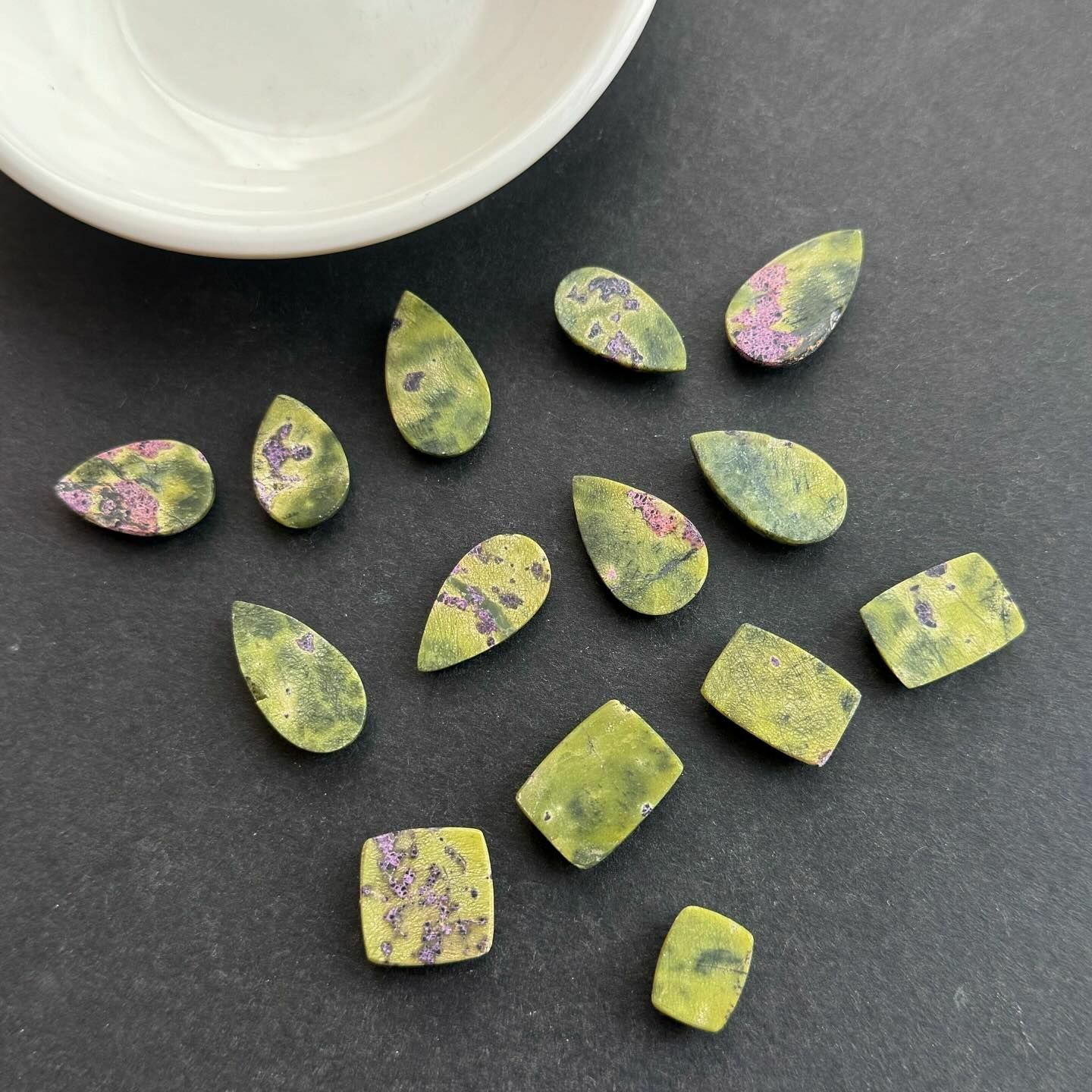 [原石] 亞特蘭提斯石 水晶蛋面