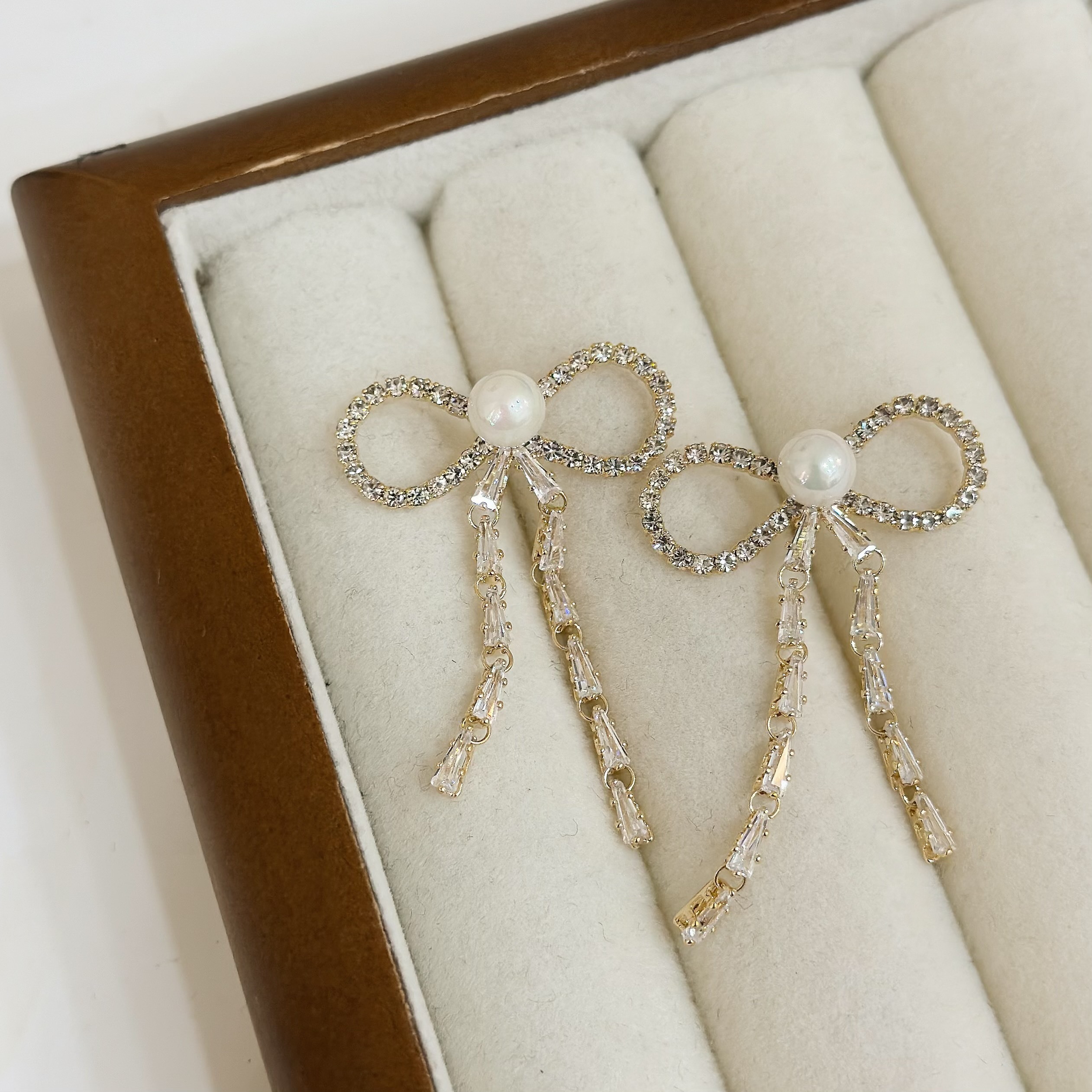 R59排鑽鋯石蝴蝶結珍珠垂吊