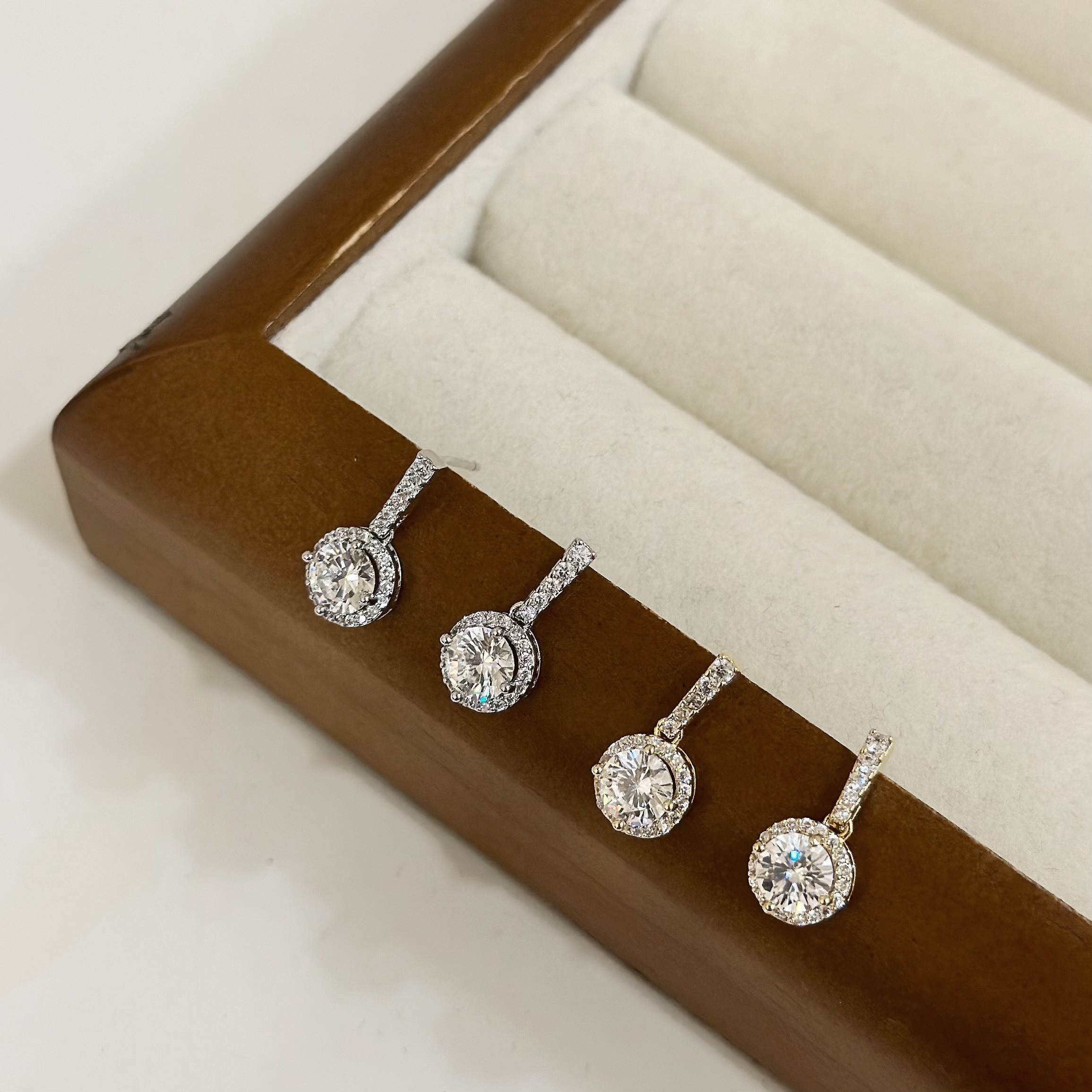 R60豎排單鑽小垂吊