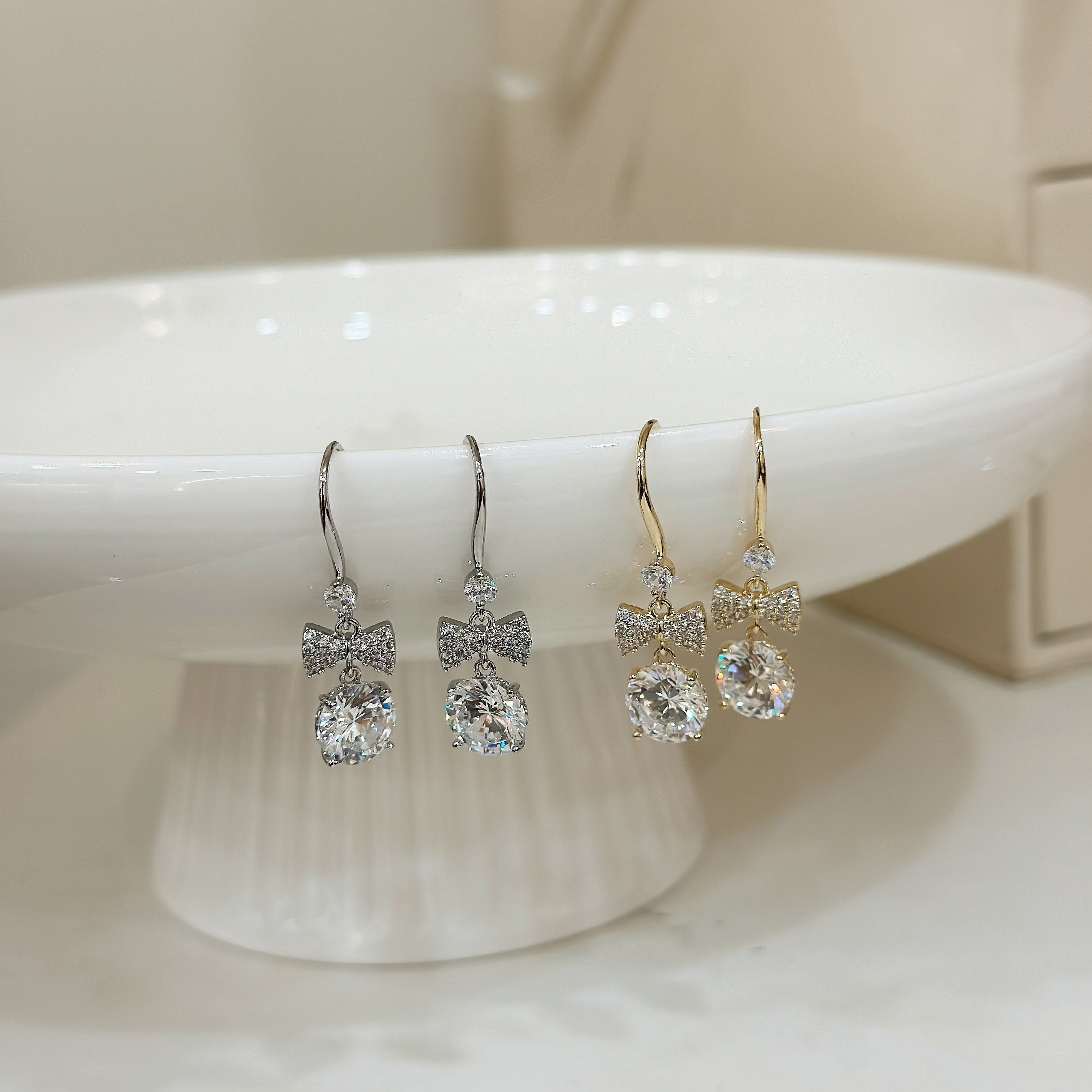 R71蝴蝶結單鑽垂吊