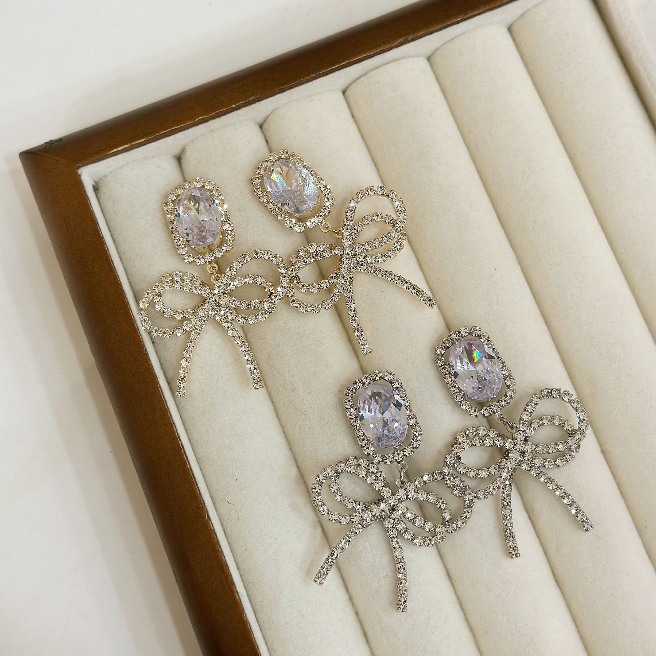 R73鋯石滿鑽蝴蝶結大垂吊