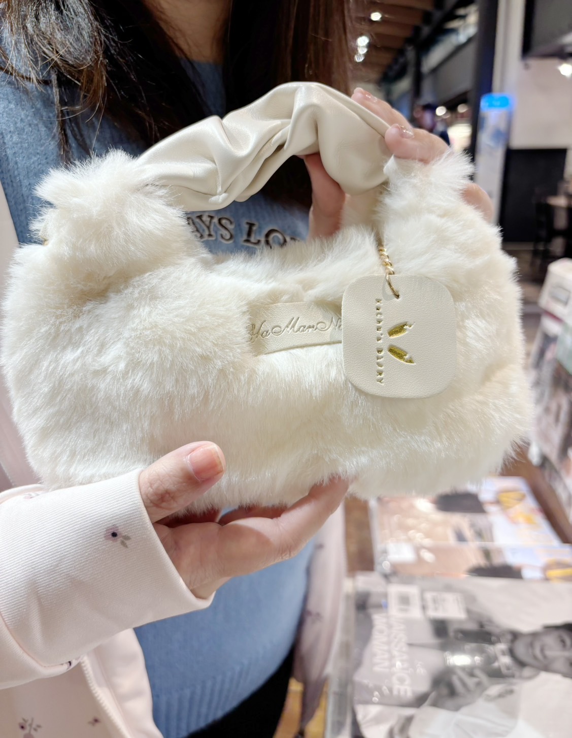 火熱新品  心暖暖手提斜背療癒小廢包-少量現貨