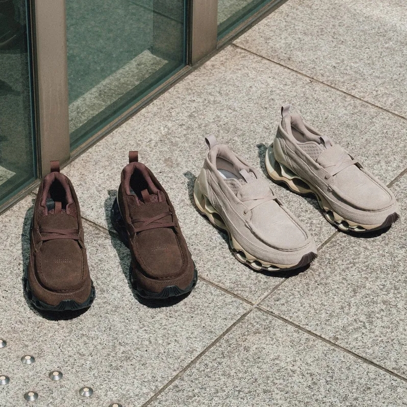 <日本限定> 美津濃 Mizuno WAVE PROPHECY MOC SUEDE 莫卡辛 麂皮 美拉德棕 卡其灰 彈簧 復古休閒鞋 D1GD243601