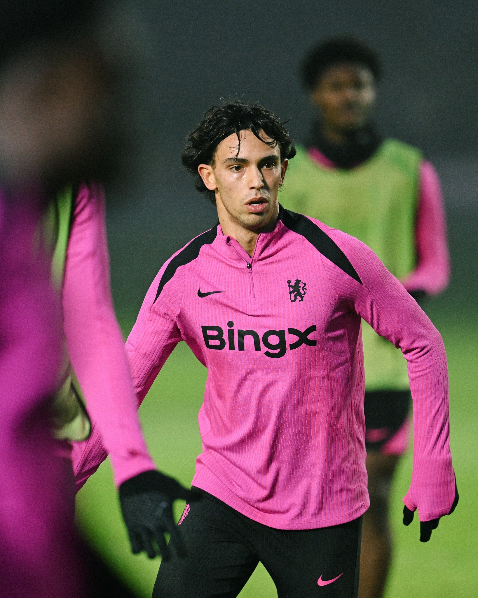 24-25車路士球員版長袖半拉鏈訓練服