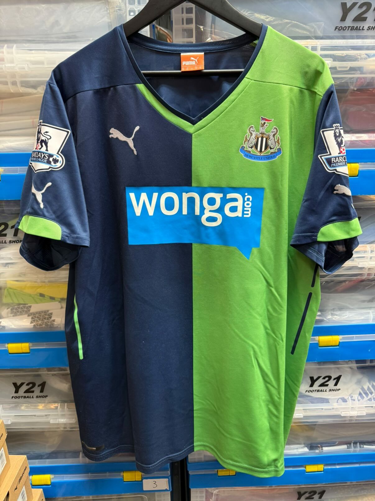 2014 - 2015 紐卡素 3RD 球迷版 #2 COLOCCINI (USED , 6/10)