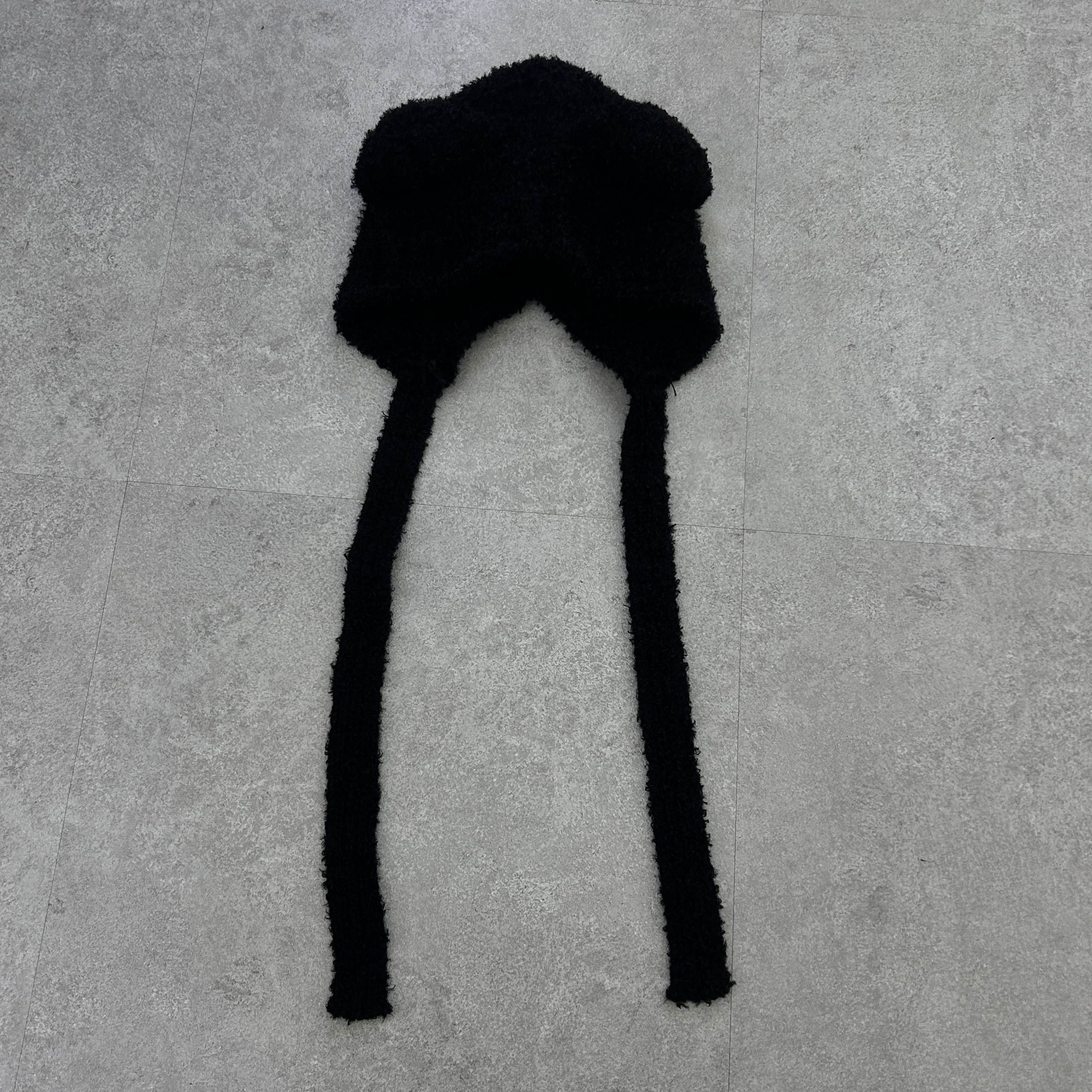 Symphony 飾品-熊耳毛帽-黑