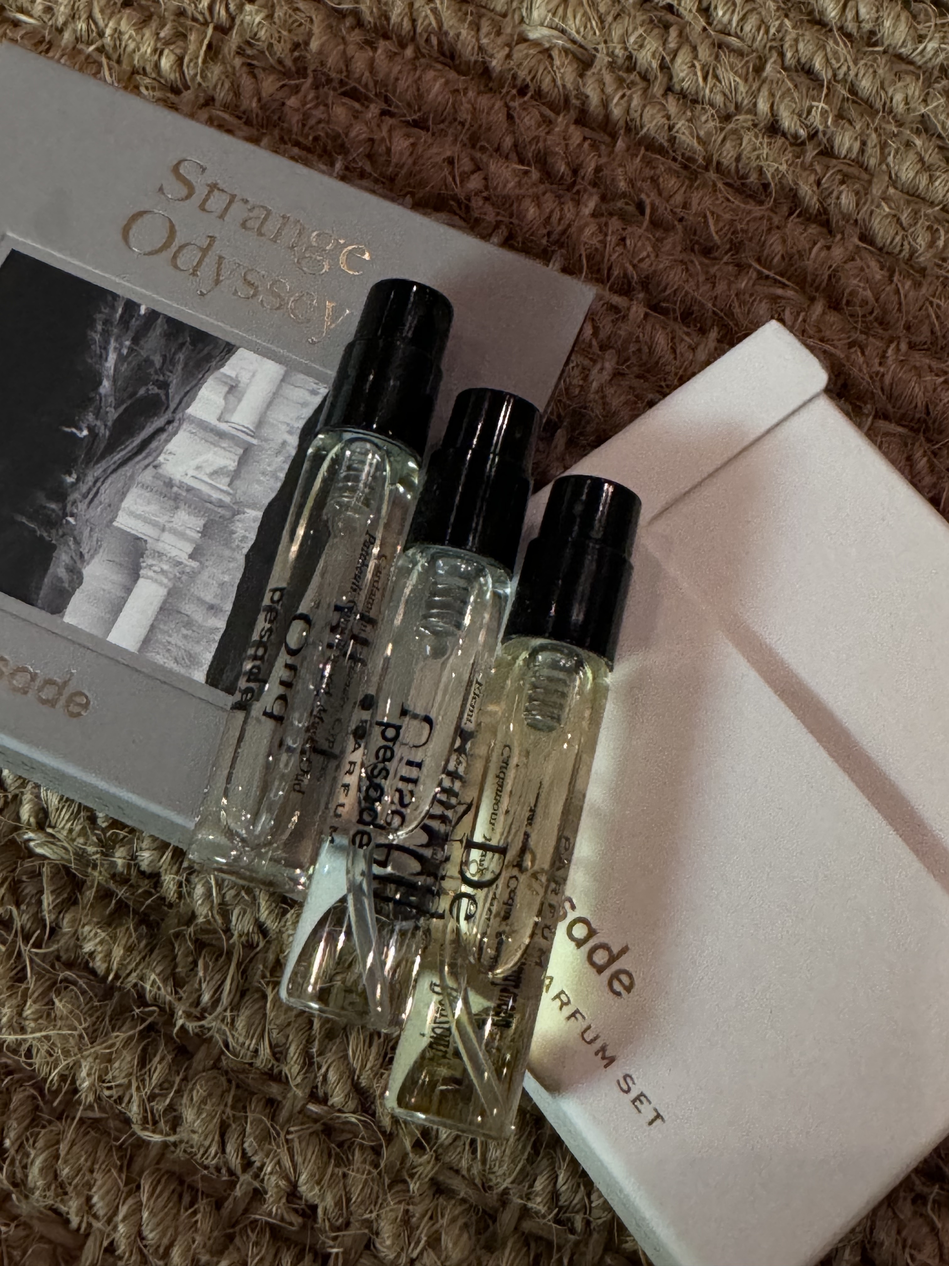 Strange Odyssey試管