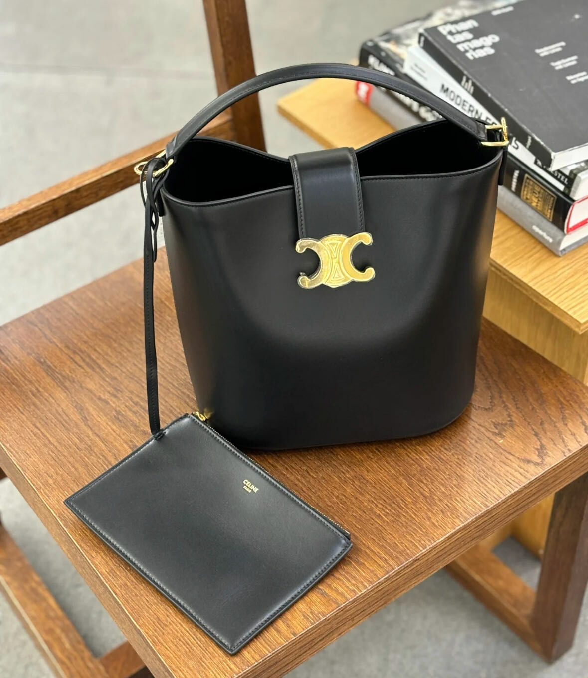 Celine bucket bag  -M