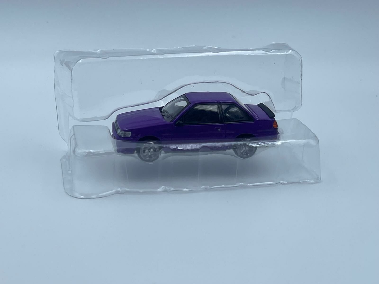 DCM TOYOTA COROLLA BLUE