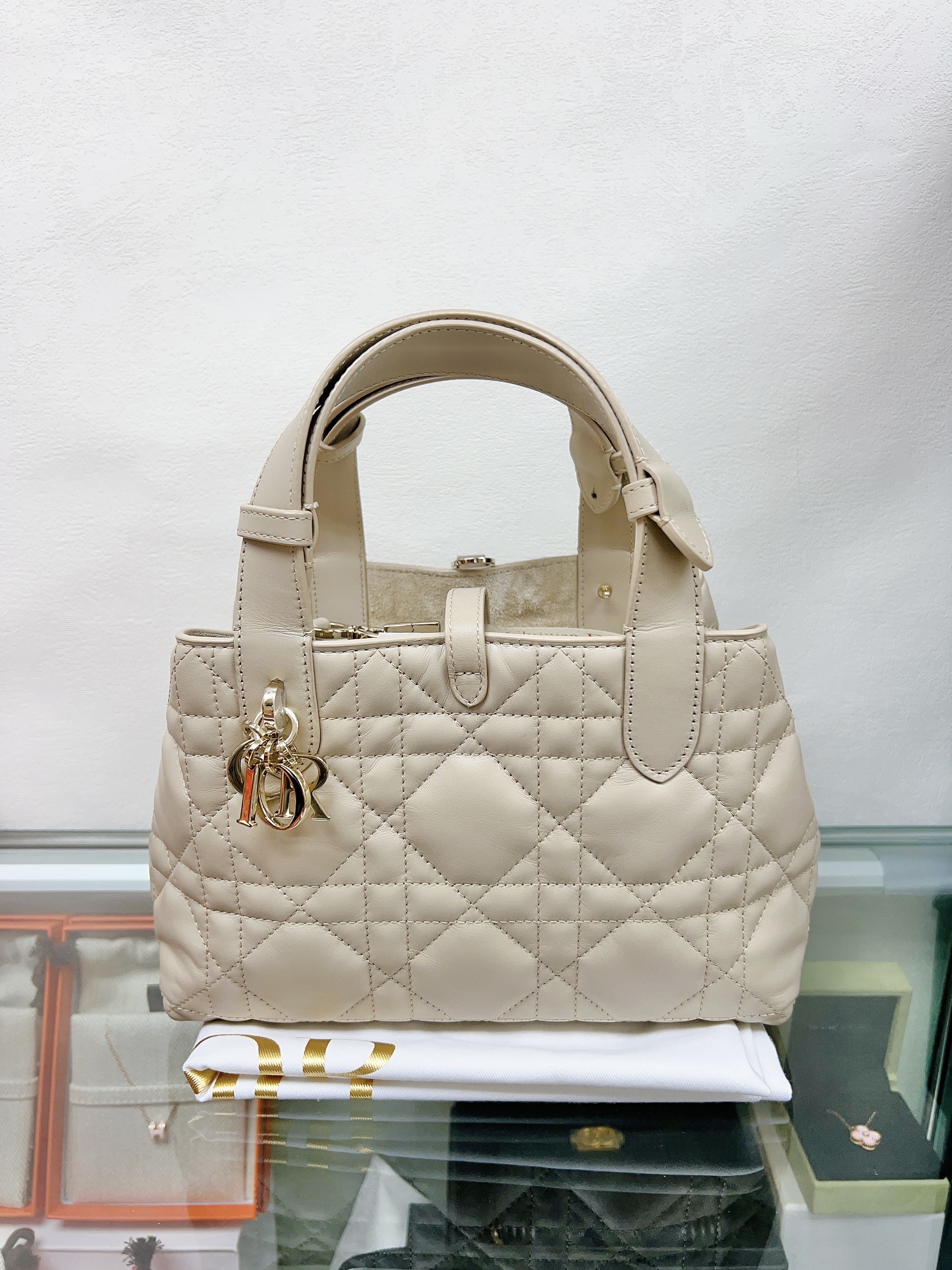 *Unused* Dior toujours tote small beige