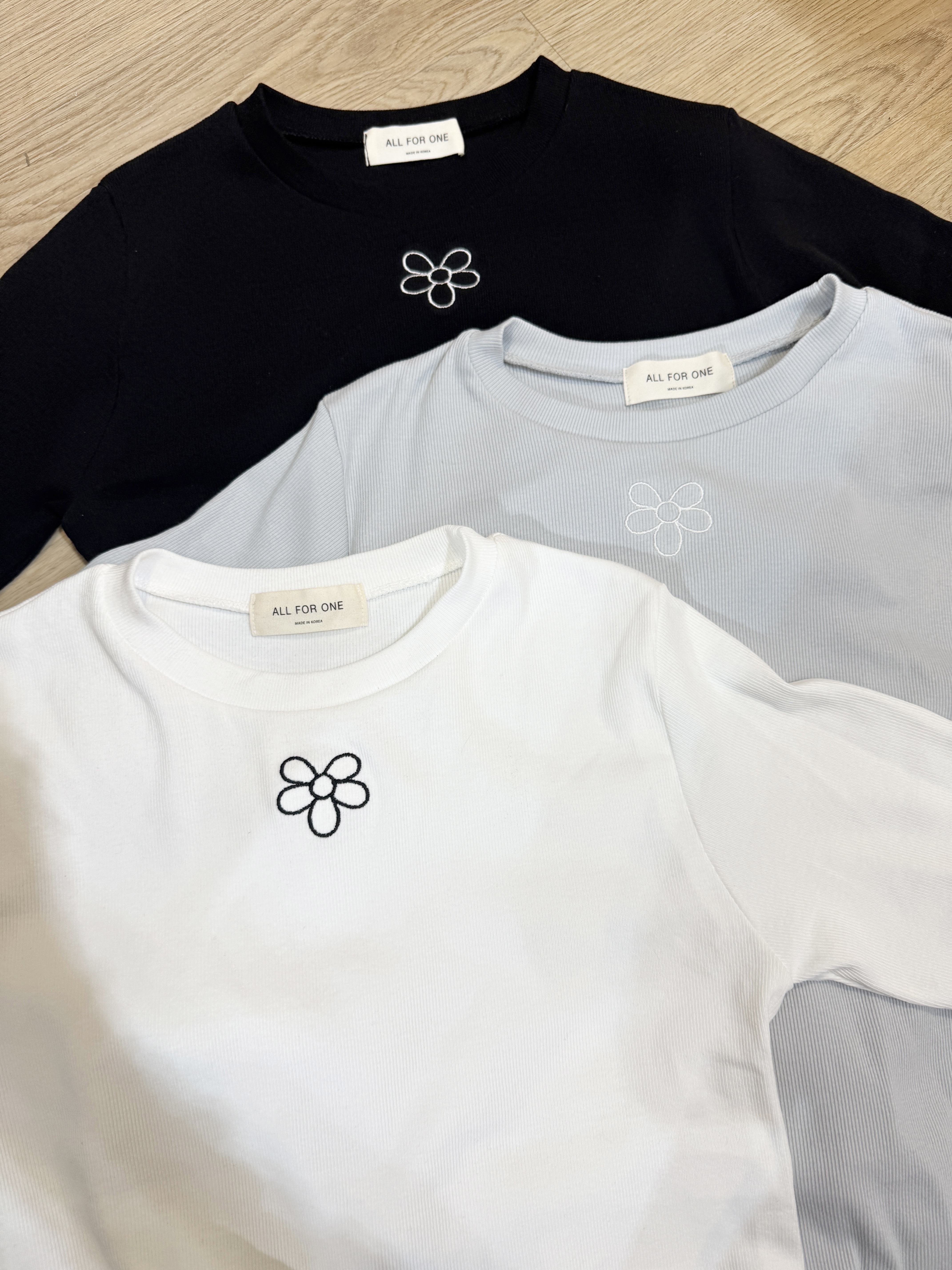 Vol.120 刺繡不規則花TEE