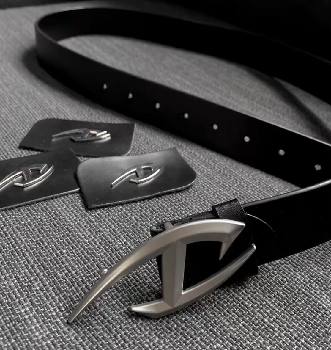 CATSSTAC 金屬頭層牛皮男士黑色休閒皮帶