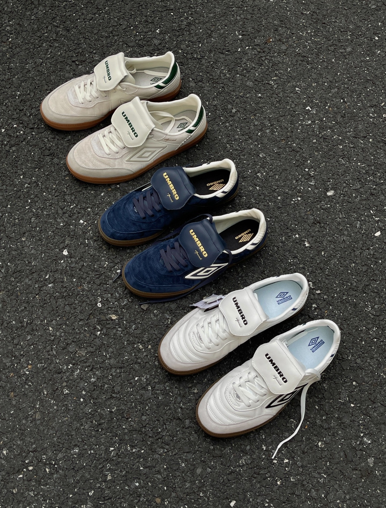 Umbro Speciail (黑/藍/卡其/白/粉/米綠)