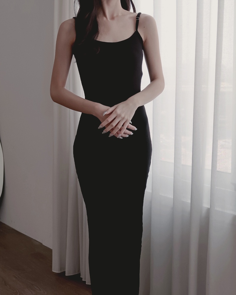 la robe 那件小裙子 / 黑