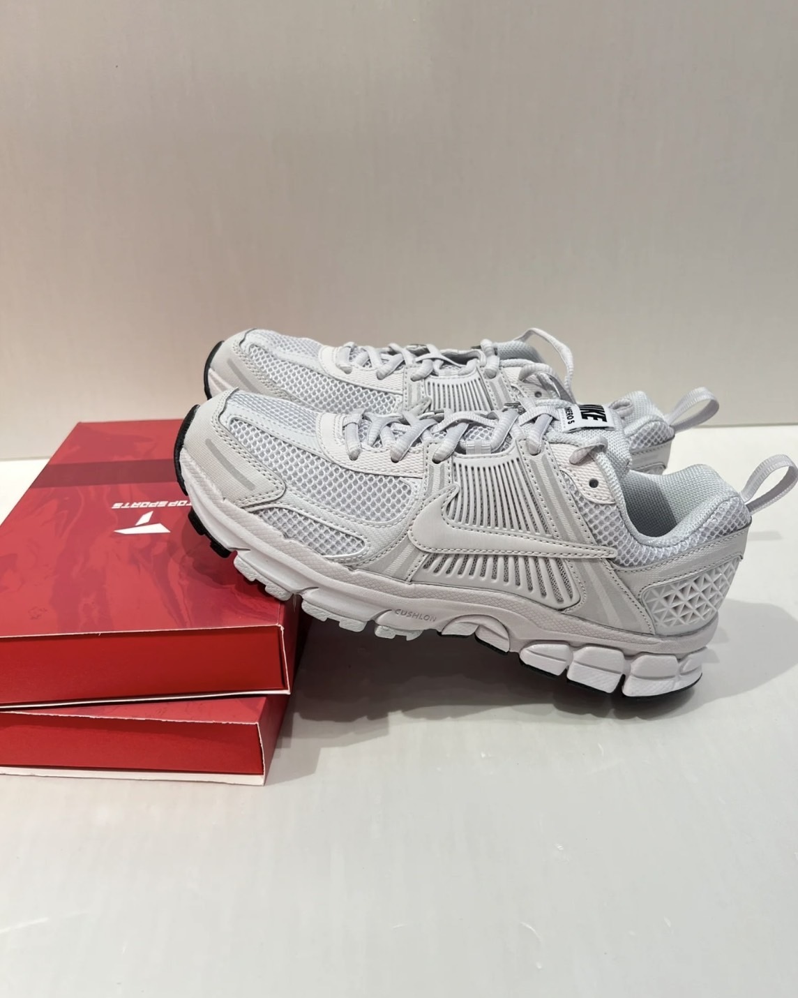 Nike Zoom Vomero 5 GS 淺灰白 大童 緩震 老爹鞋 復古 休閒鞋